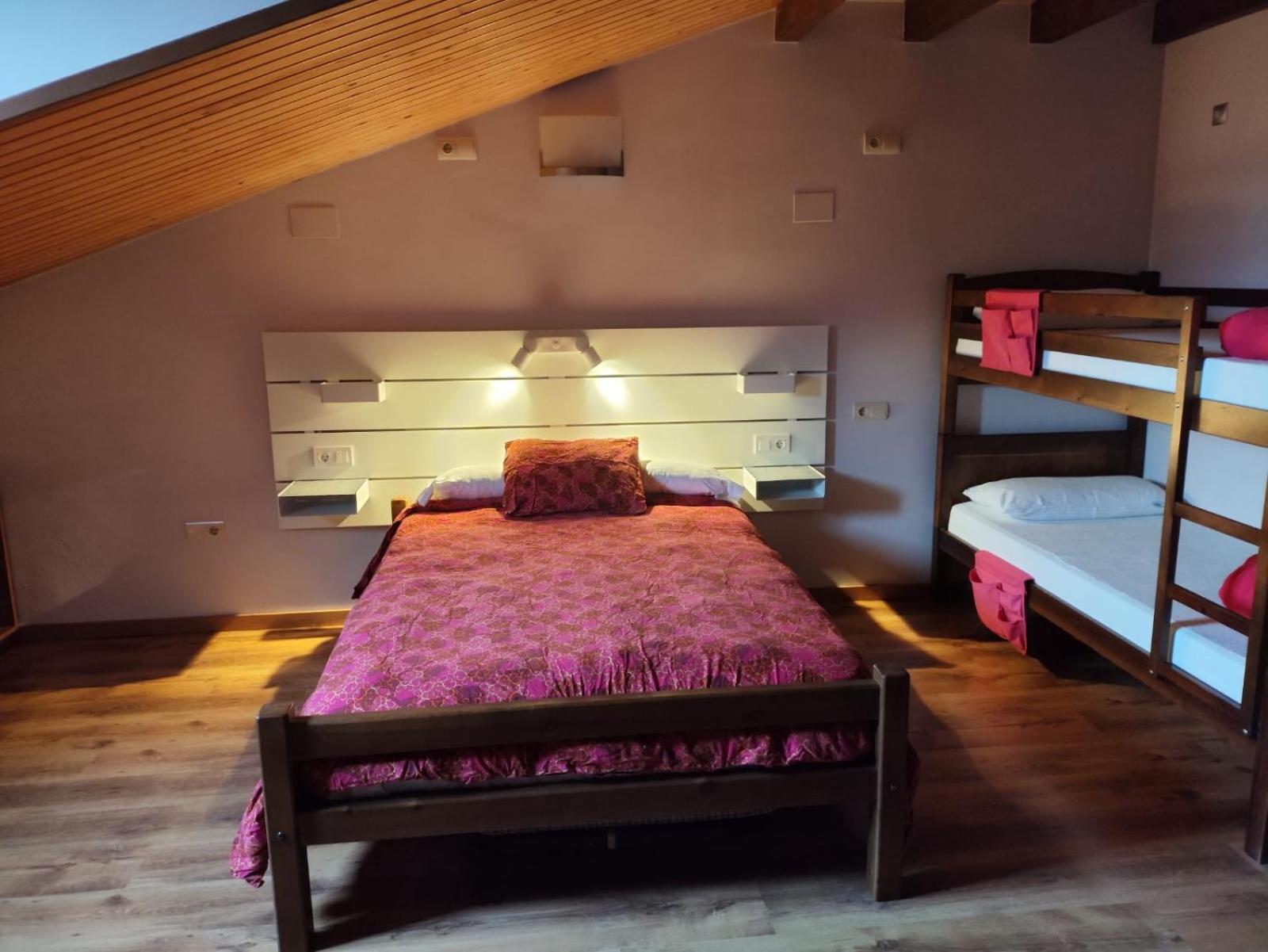 Mora De Nuei Hostel *