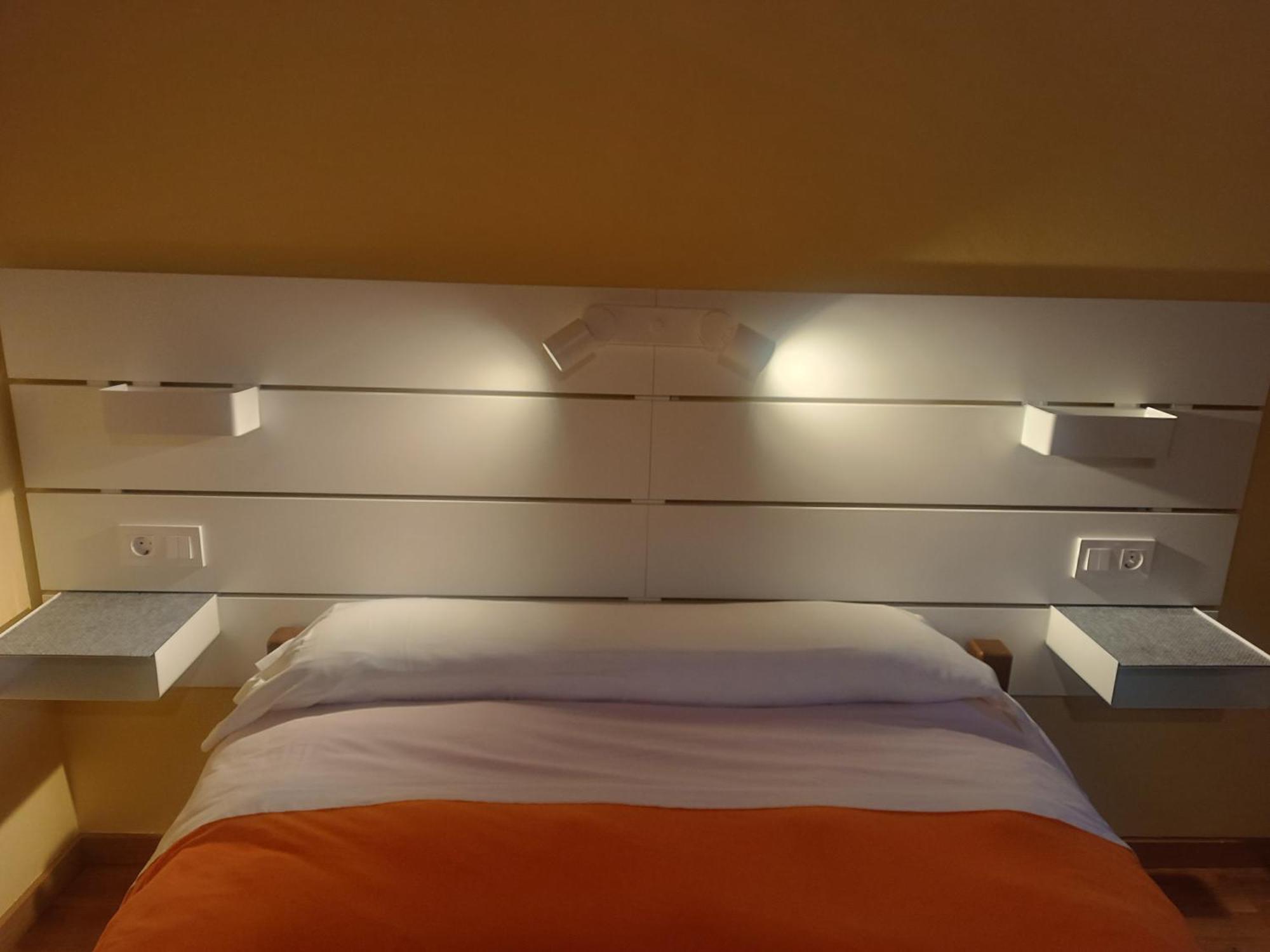 Mora De Nuei Hostel