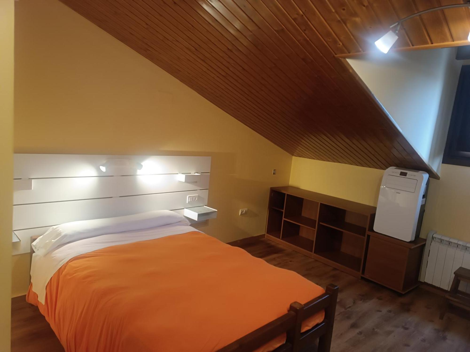 Mora De Nuei Hostel *