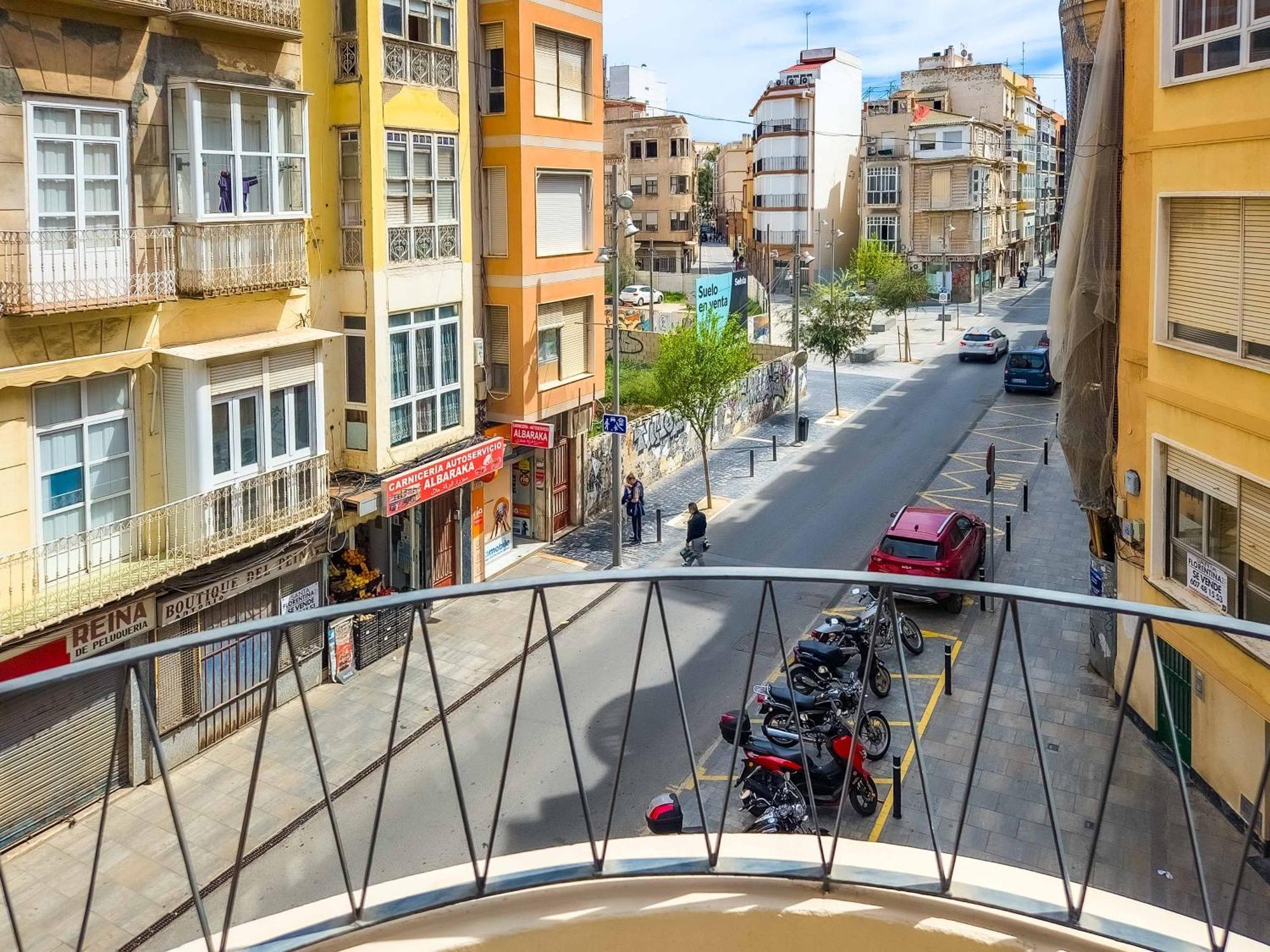 Turisticos Plaza Sevillano , By Cartagenaspain