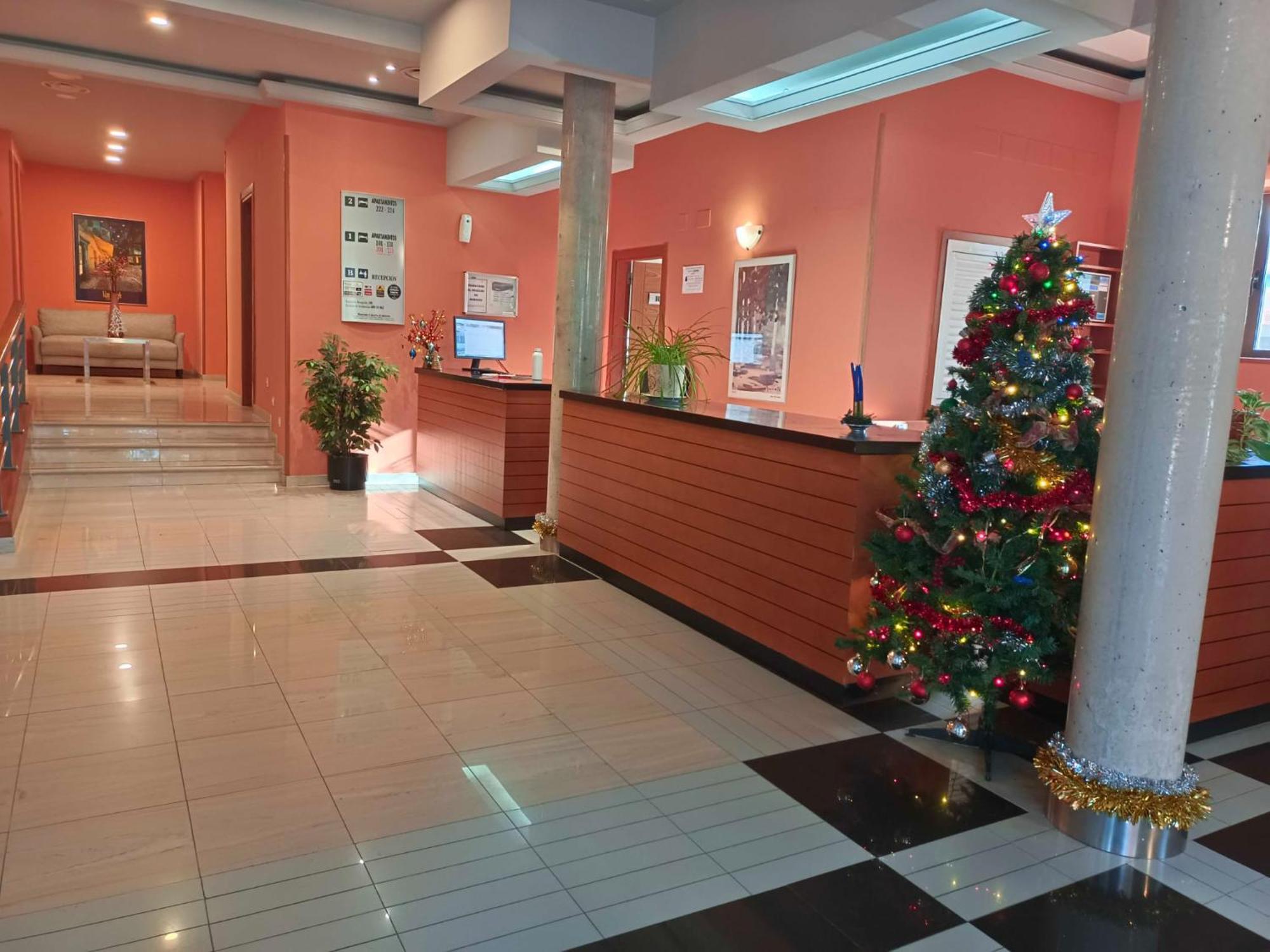Lugomar-feijoo Apartahotel *