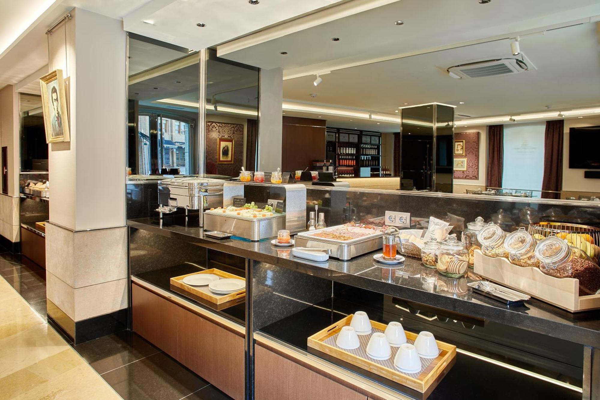 Nexus Suites&hotel Valladolid