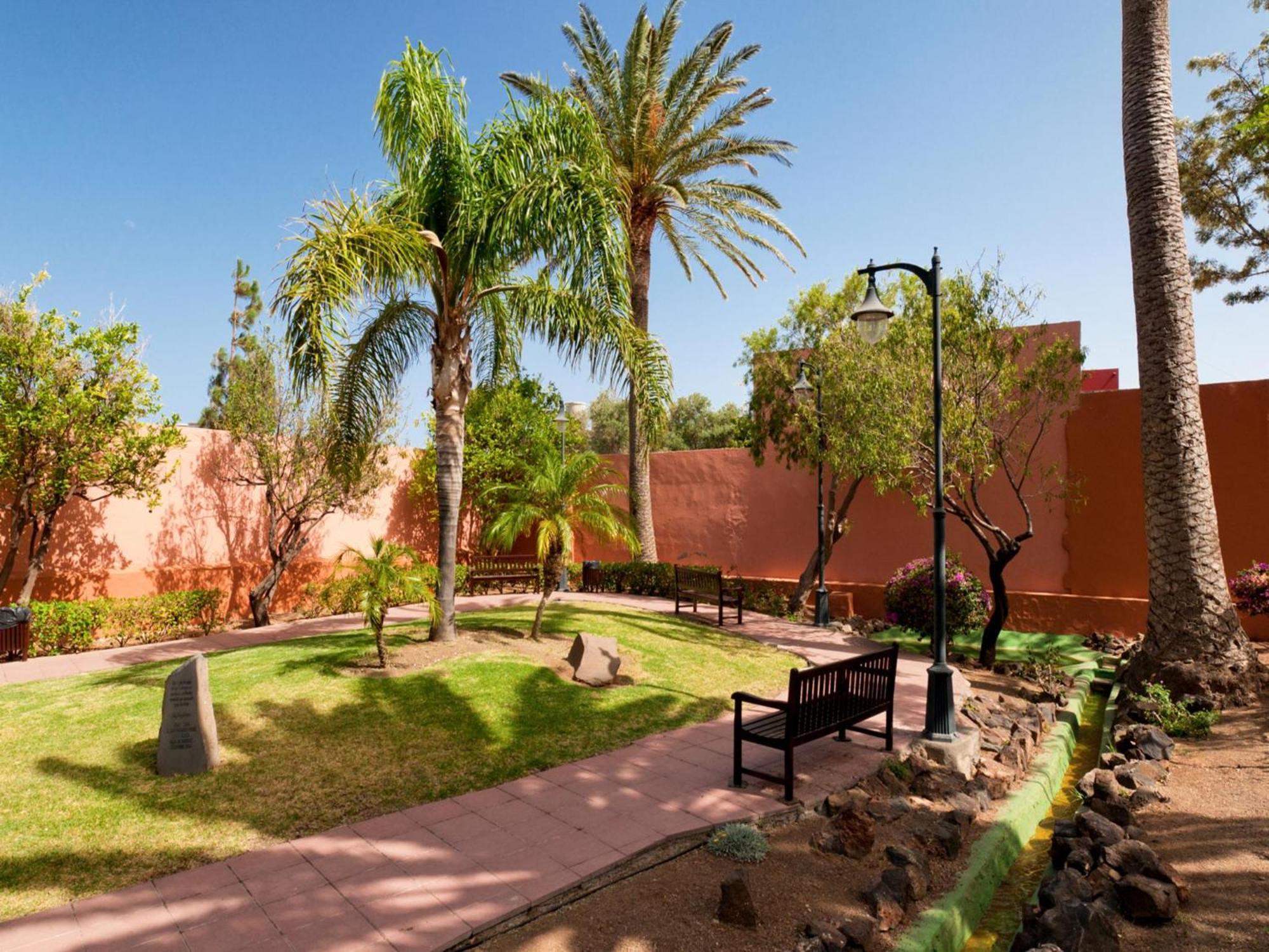 Parralito By Villagrancanaria