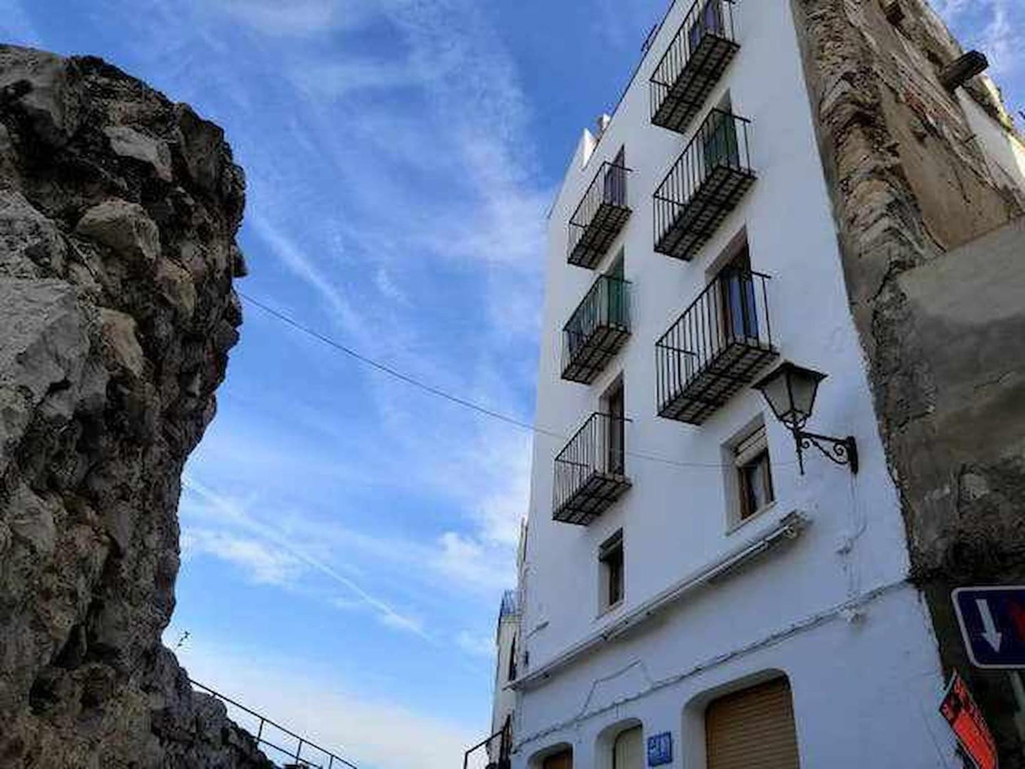 Apartment A H Castillo