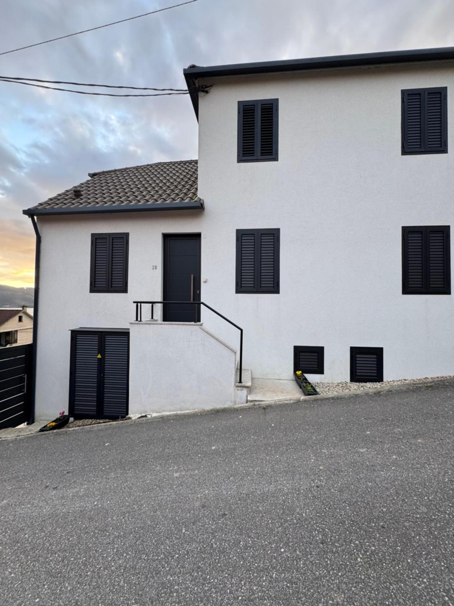 Lodge Casa Cuartel Redondela