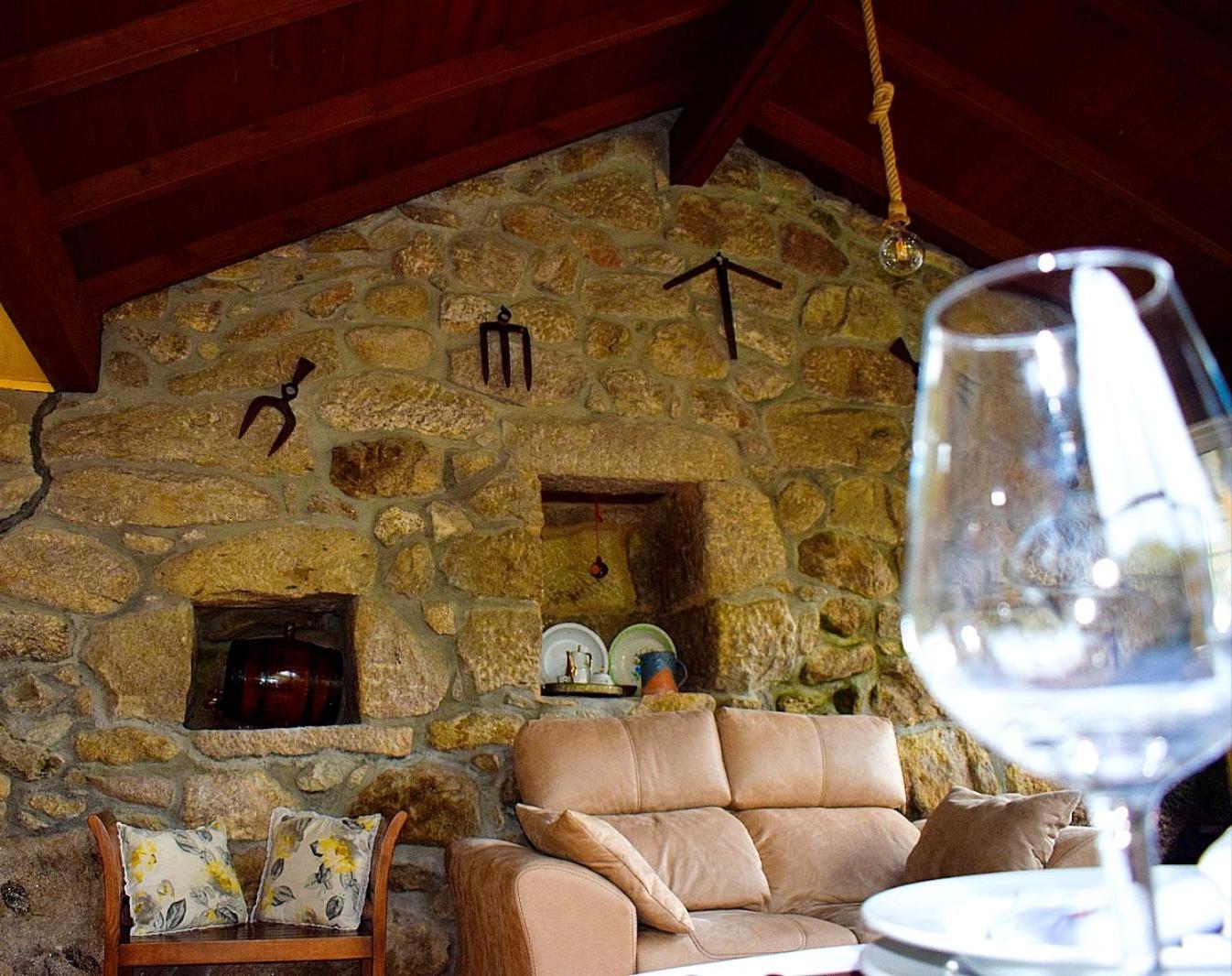 A Beira Da Cortella Holiday home *
