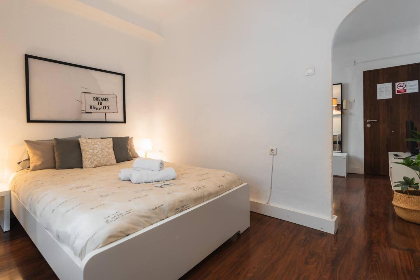 Casa De Tendillas En Apartamento *