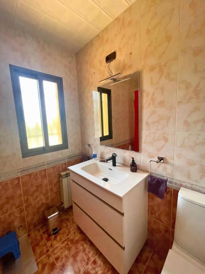 Сasa de vacaciones Casa Con Jardin En *