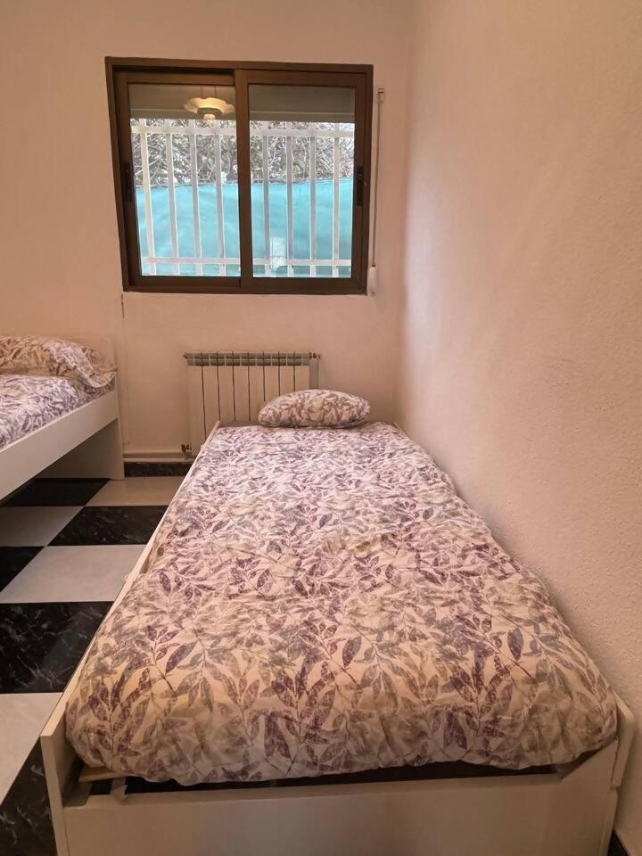 Casa Con Jardin En * Ogíjares
