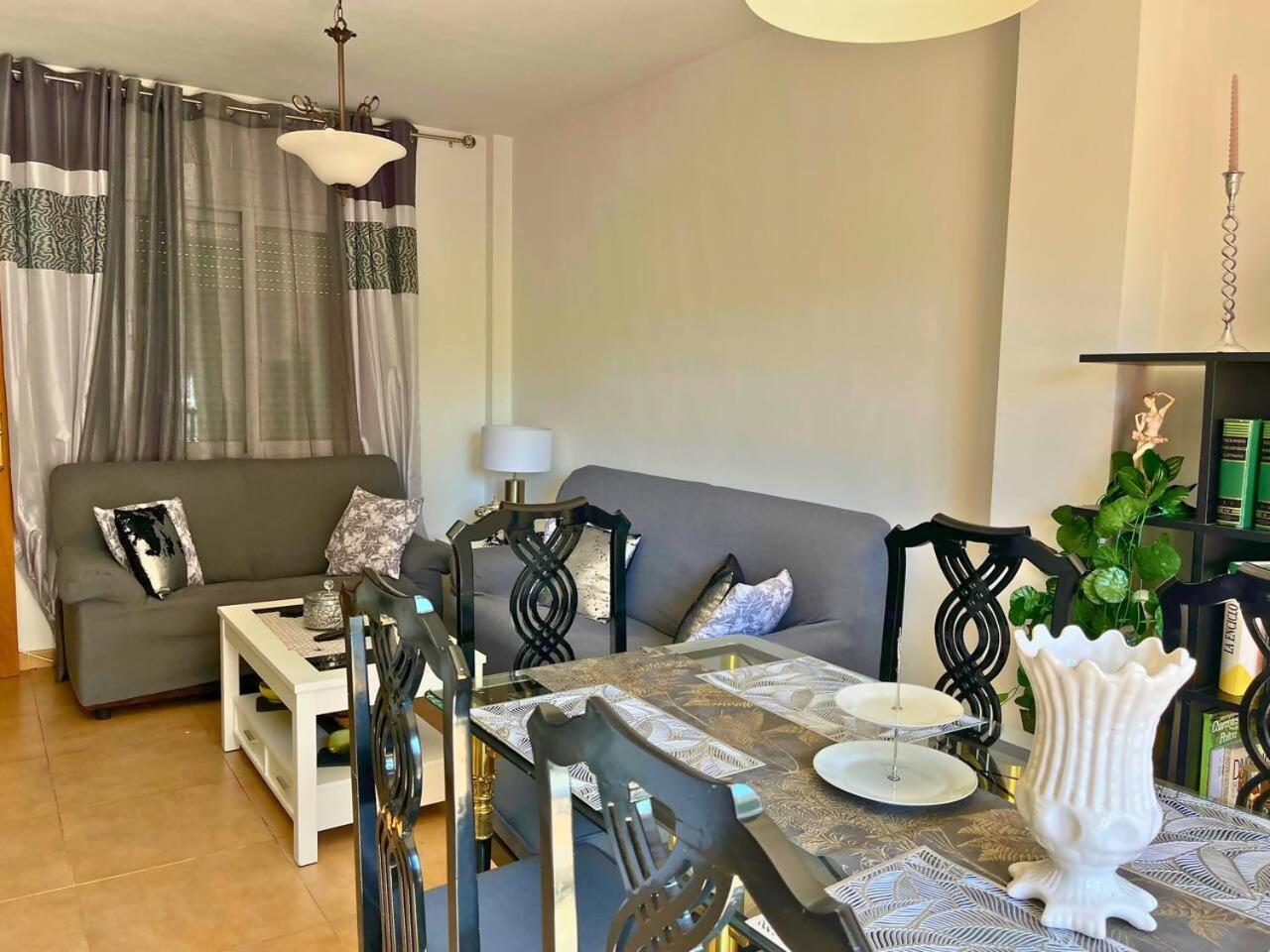 Home4u Calle Barcelona * Armilla