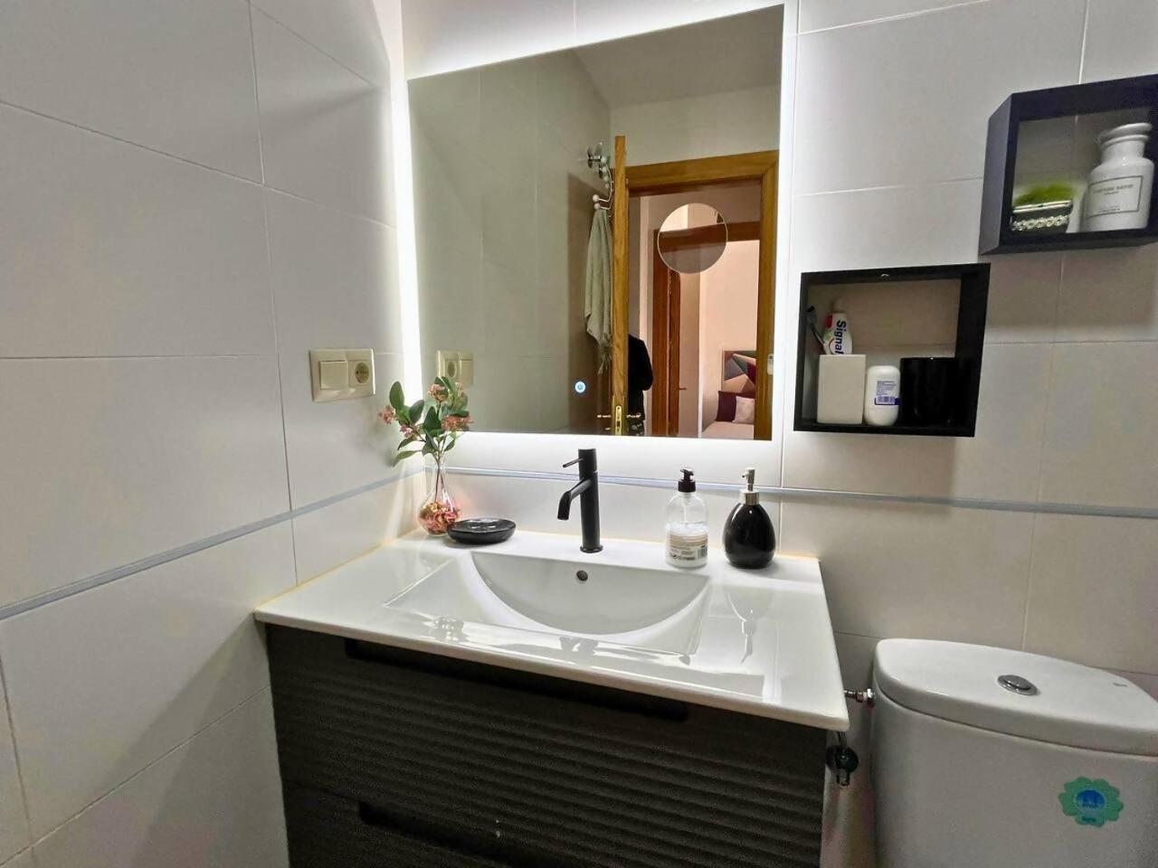 Home4u Calle Barcelona Apartment Armilla