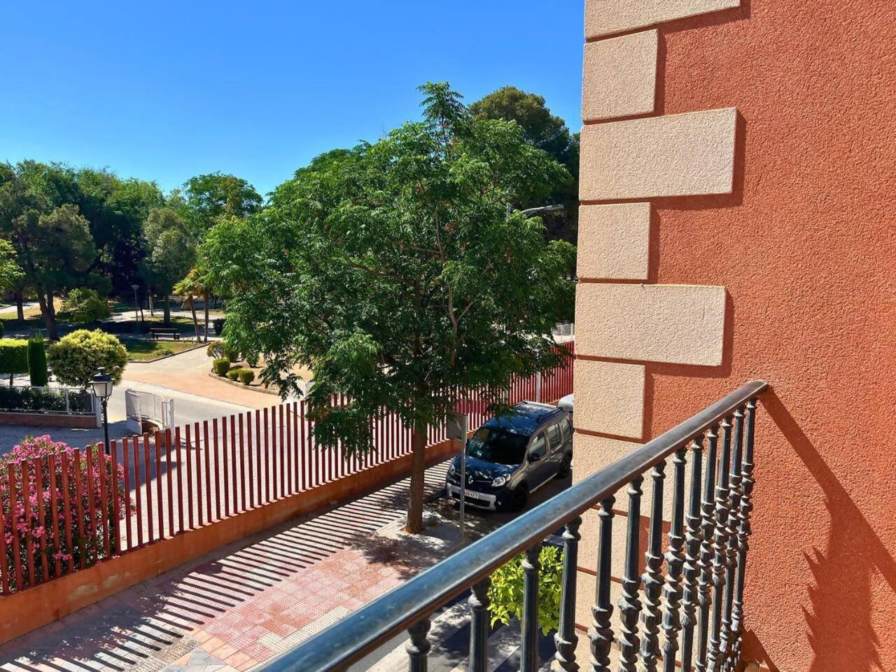 Home4u Calle Barcelona * Armilla