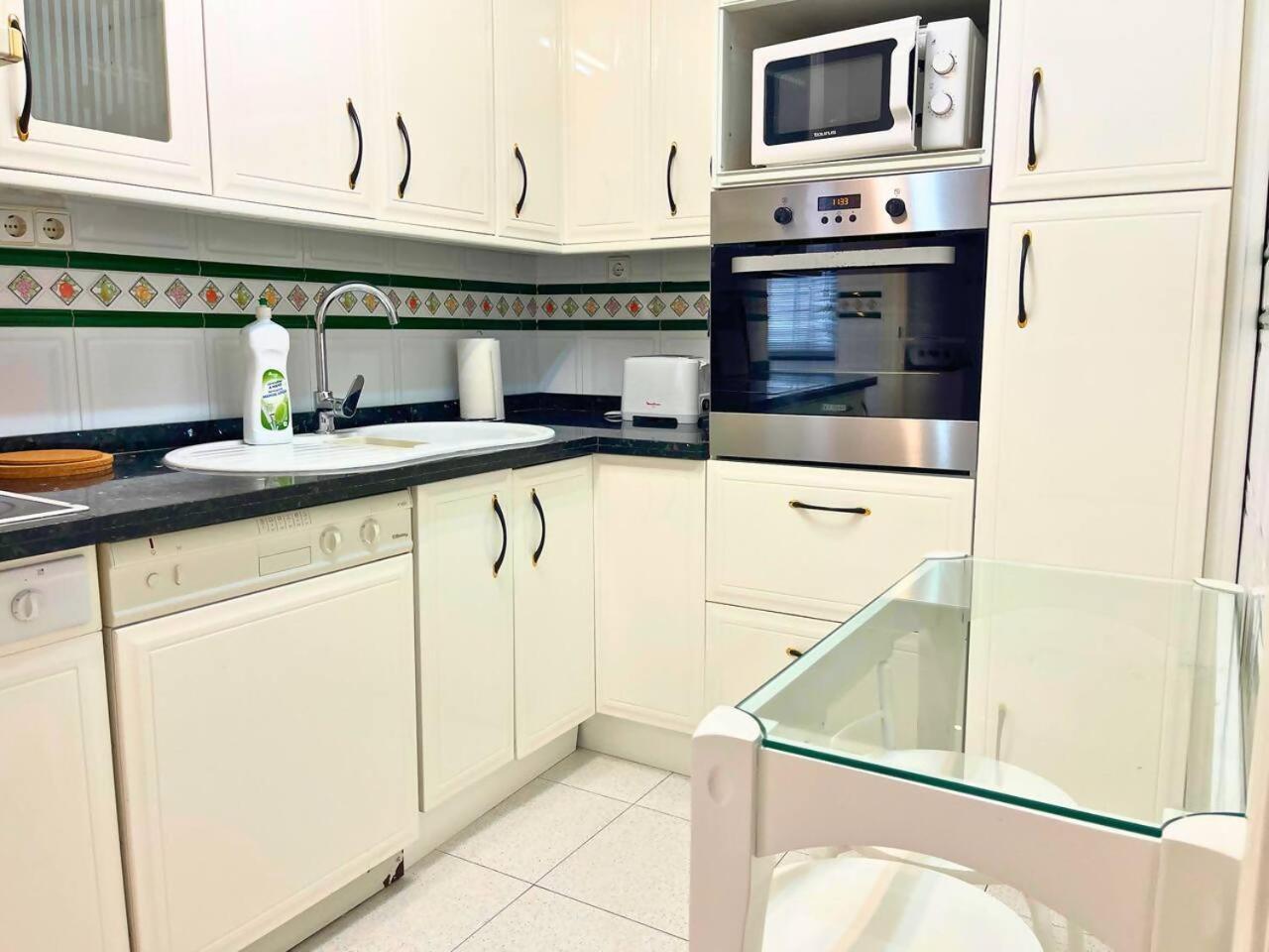 Home4u Fuente Nueva Apartamento
