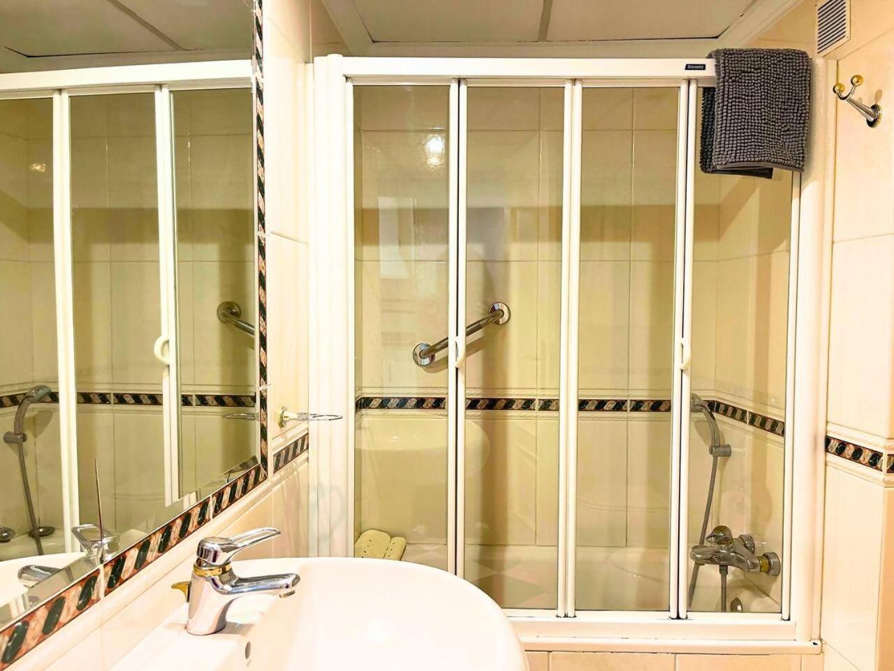 Apartamento Home4u Fuente Nueva Granada