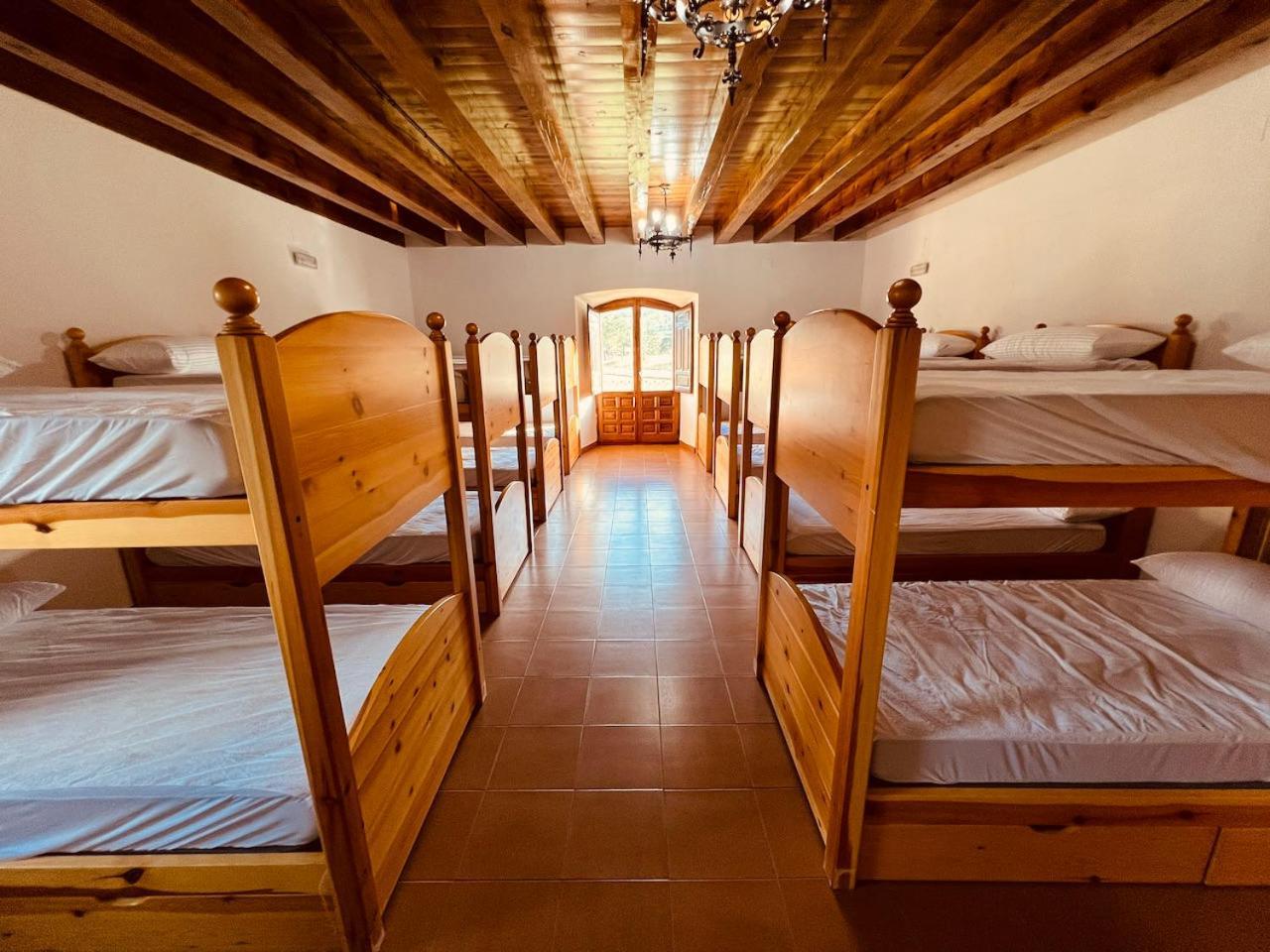 Pinares - La Casona De Revenga Hostal