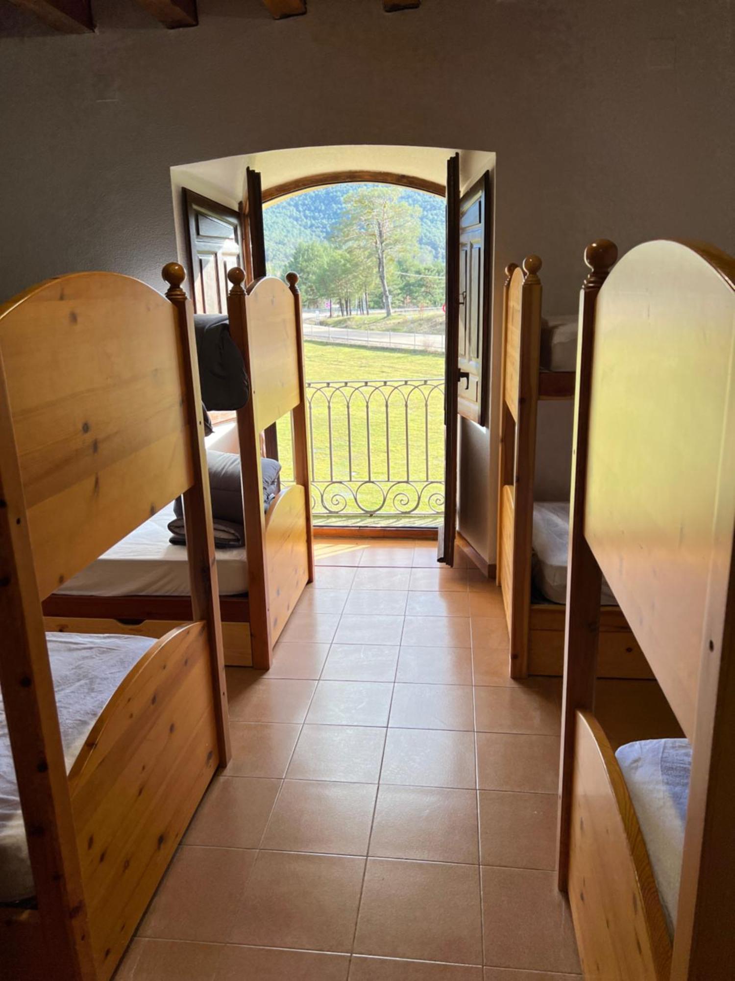 Pinares - La Casona De Revenga Hostal