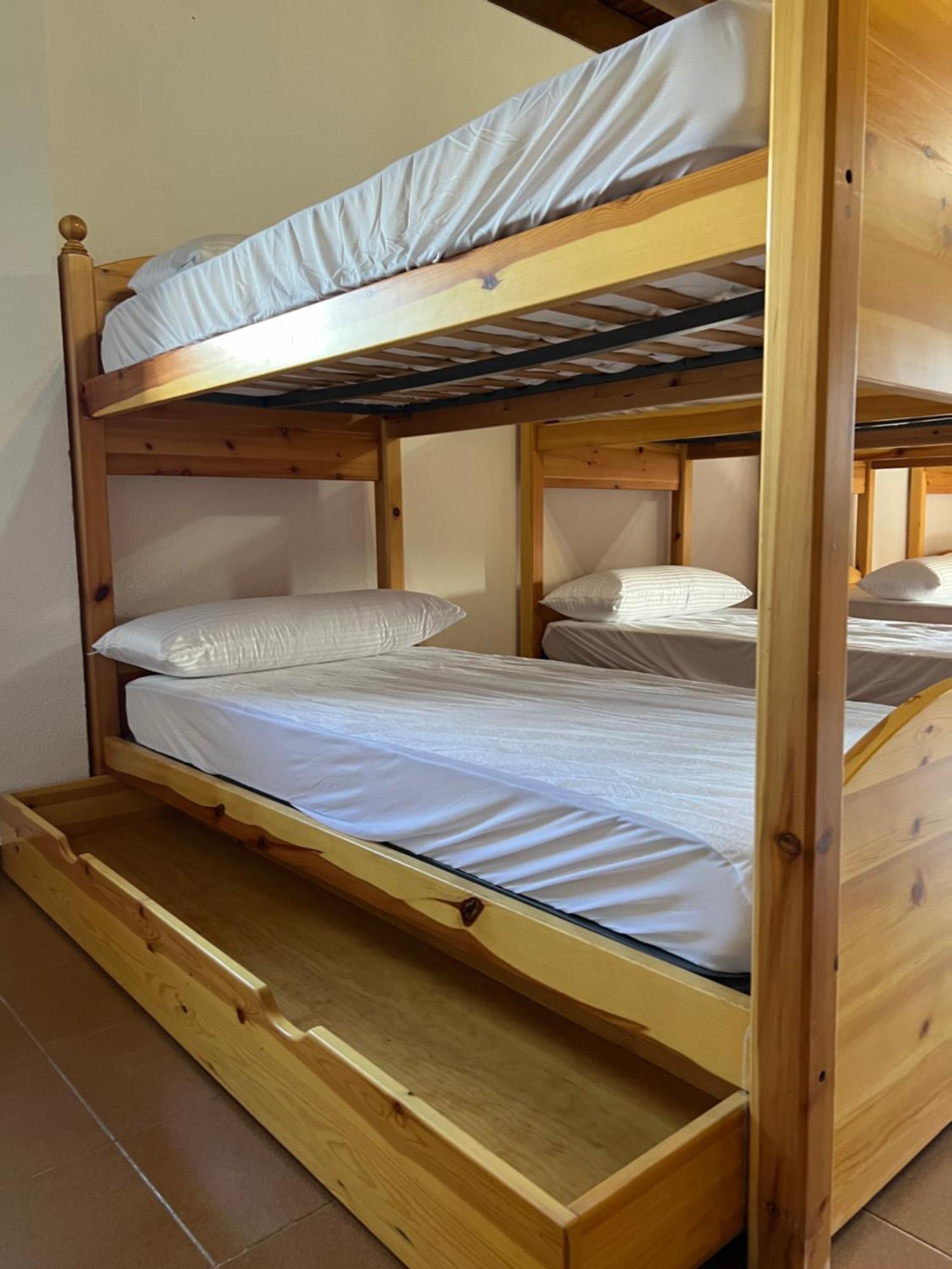 Hostal Pinares - La Casona De Revenga Regumiel de la Sierra