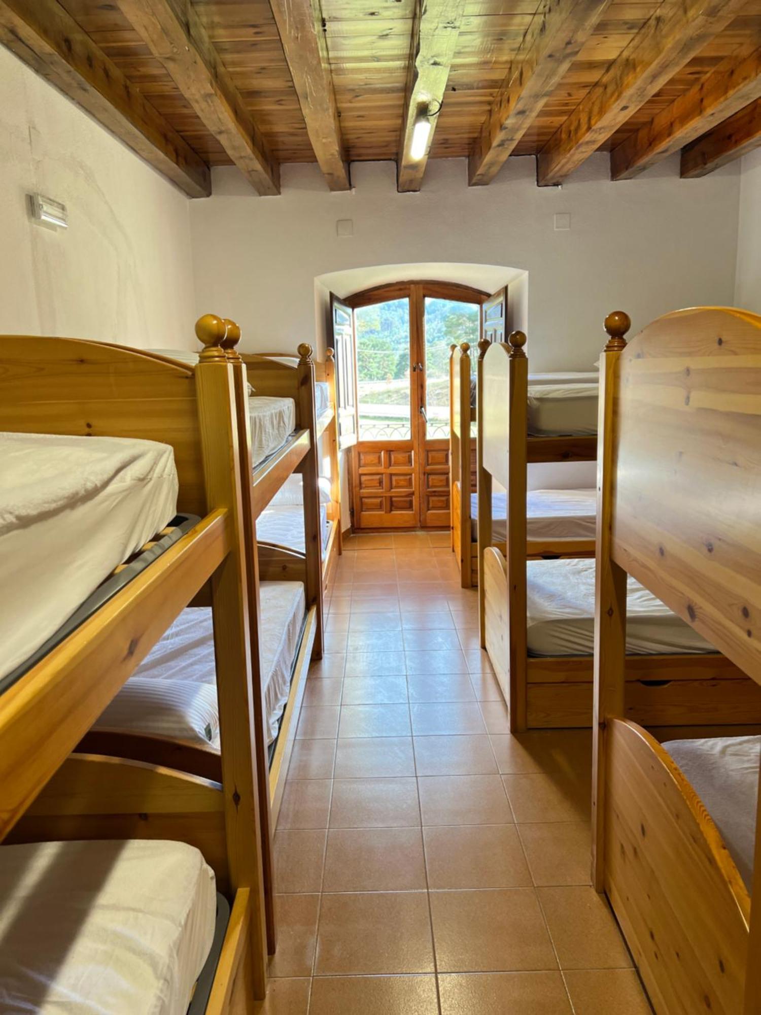 Hostal Pinares - La Casona De Revenga Regumiel de la Sierra