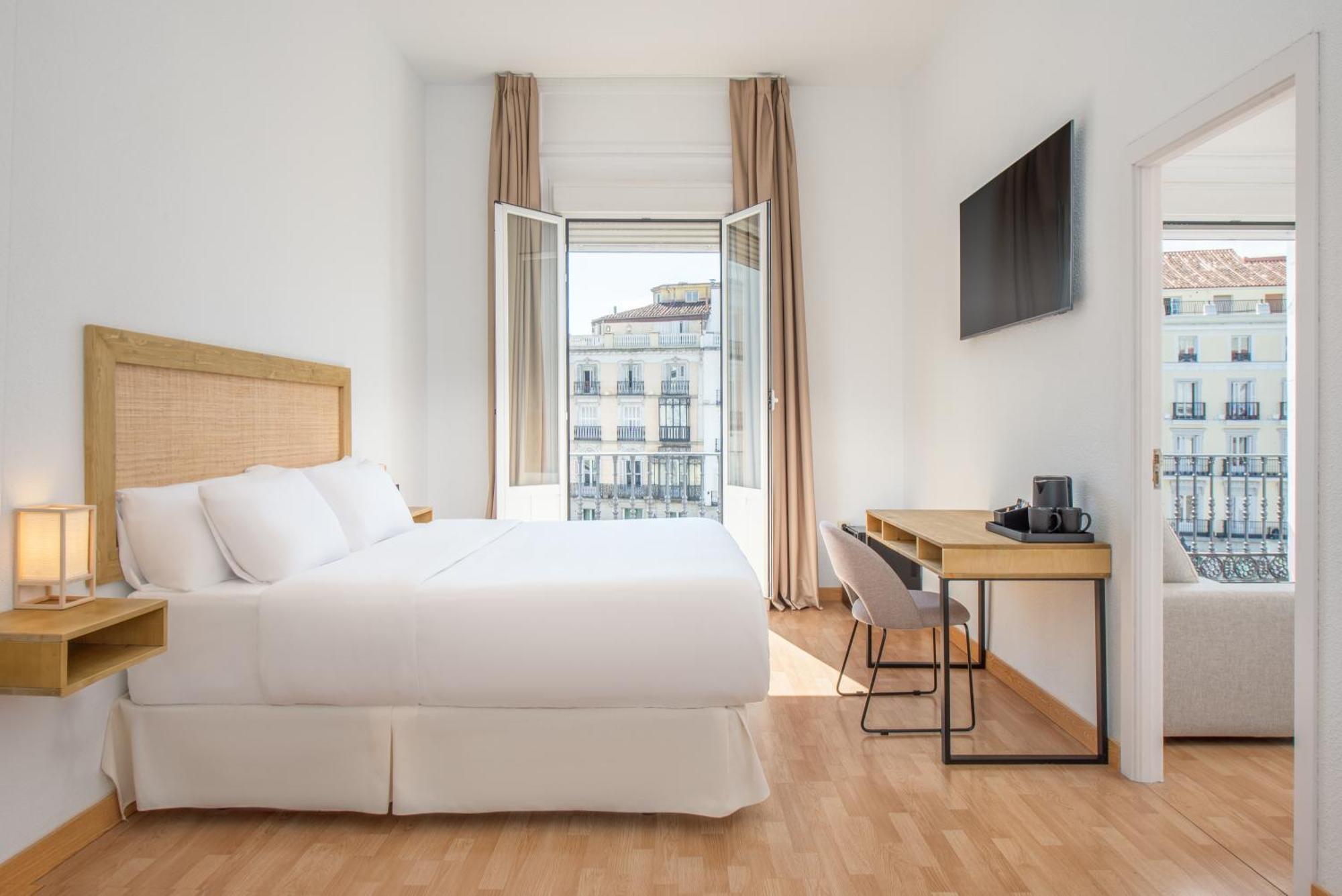Hostel Luthia Puerta Del Sol