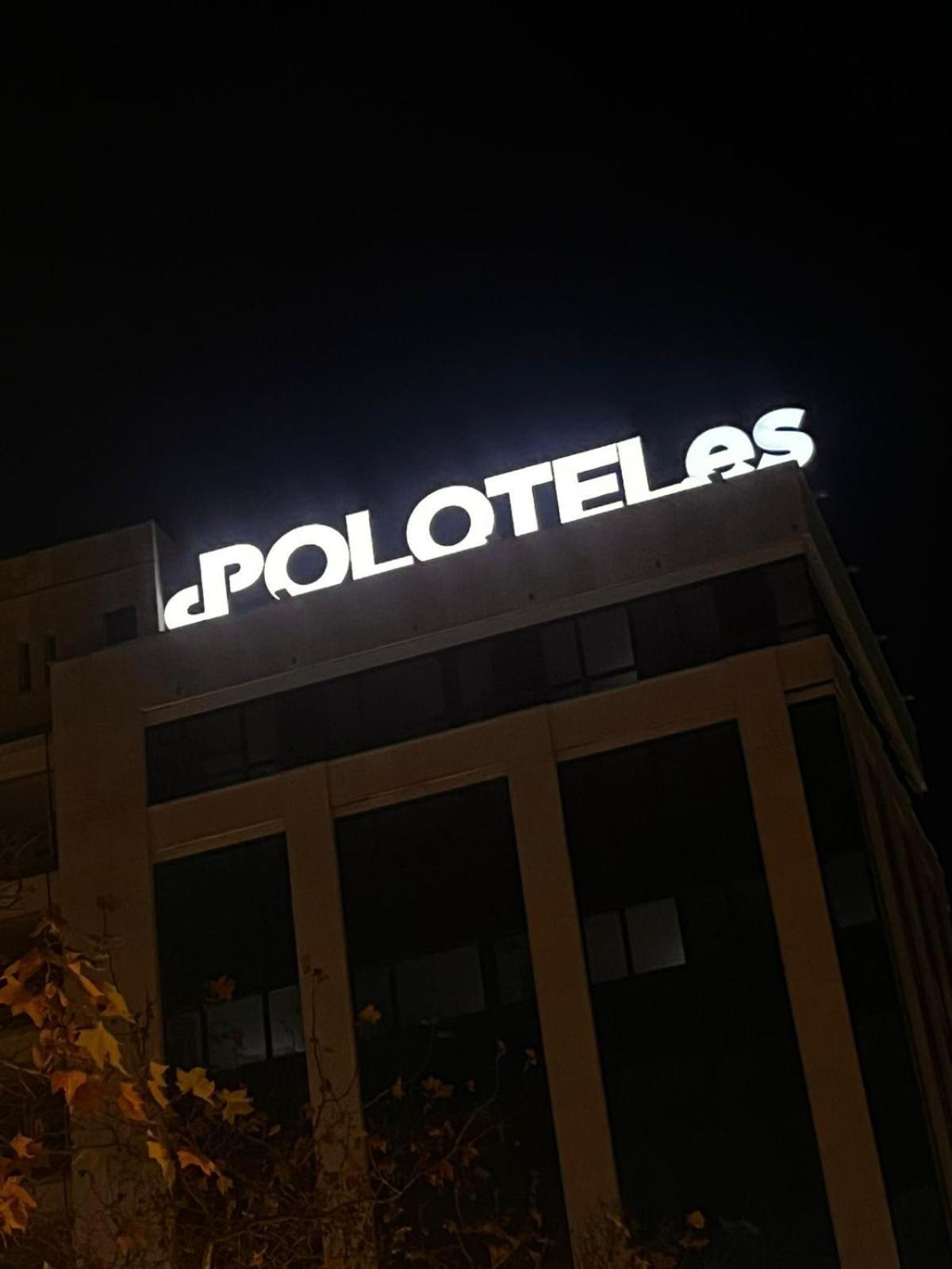 Polotel *