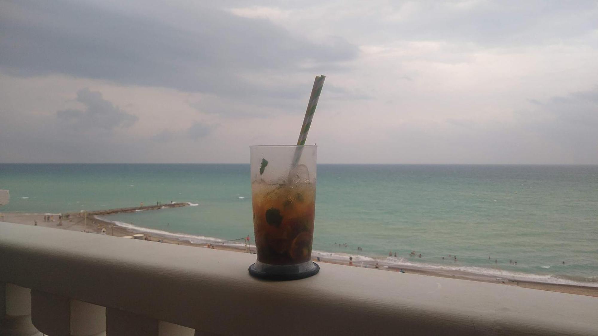 Vistas 360º Al Mar Desde Su Terraza Apartamento