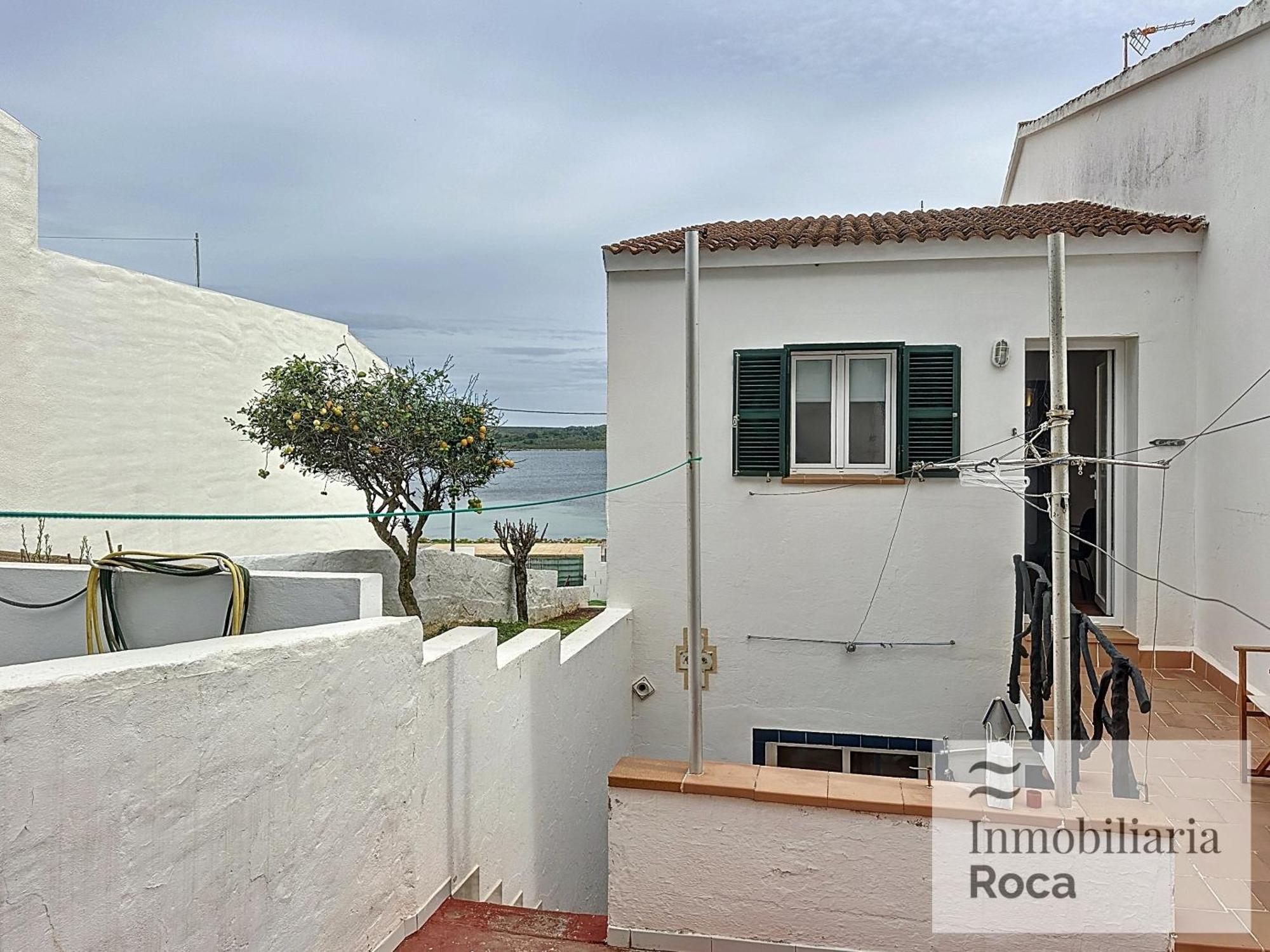 Roca Fornells, Maritim 53 - F275 *