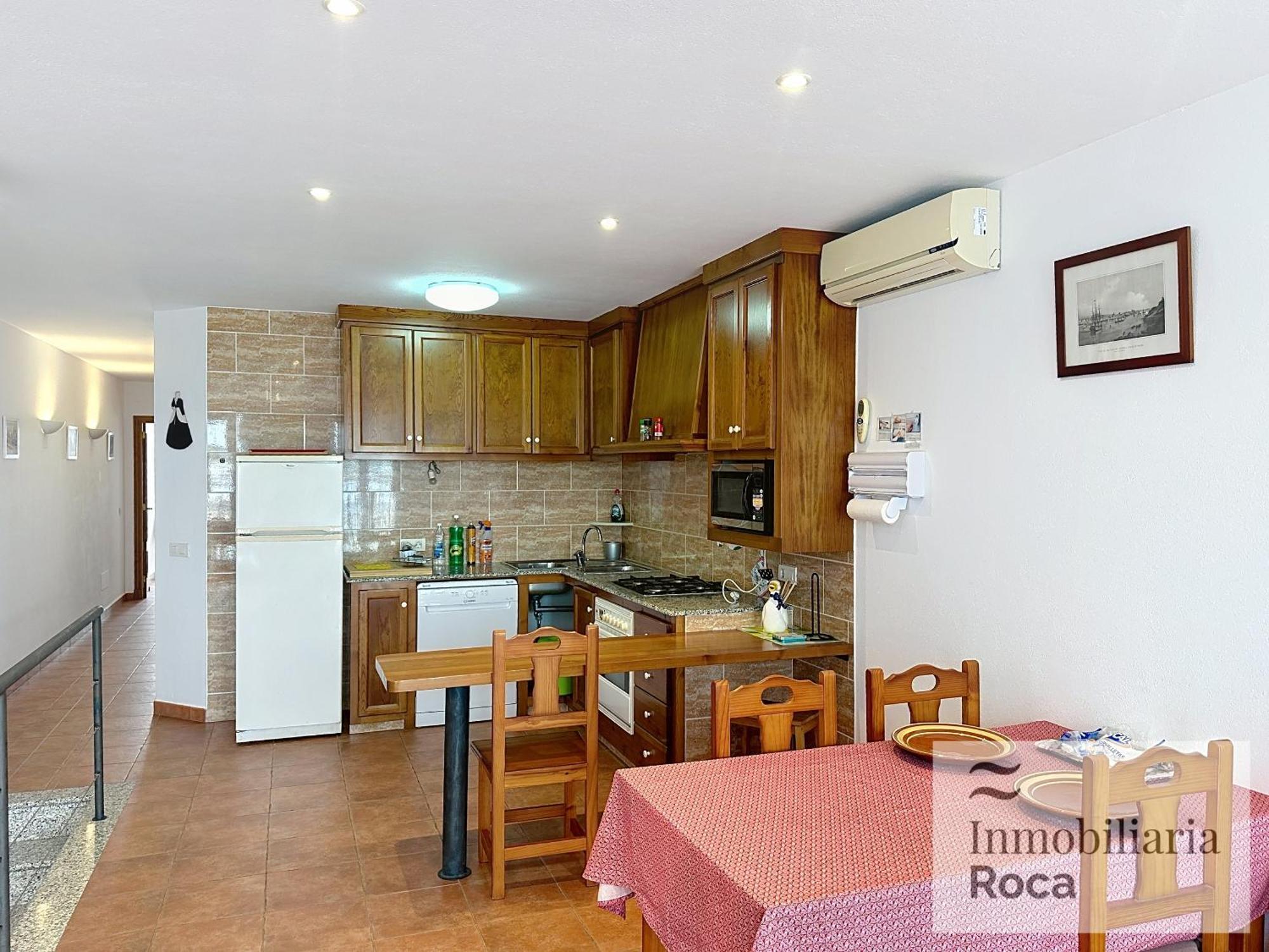 Roca Fornells, Maritim 53 - F275 Apartamento
