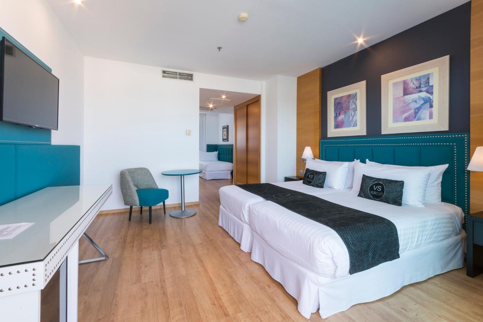 Hotel Vs Palace ****