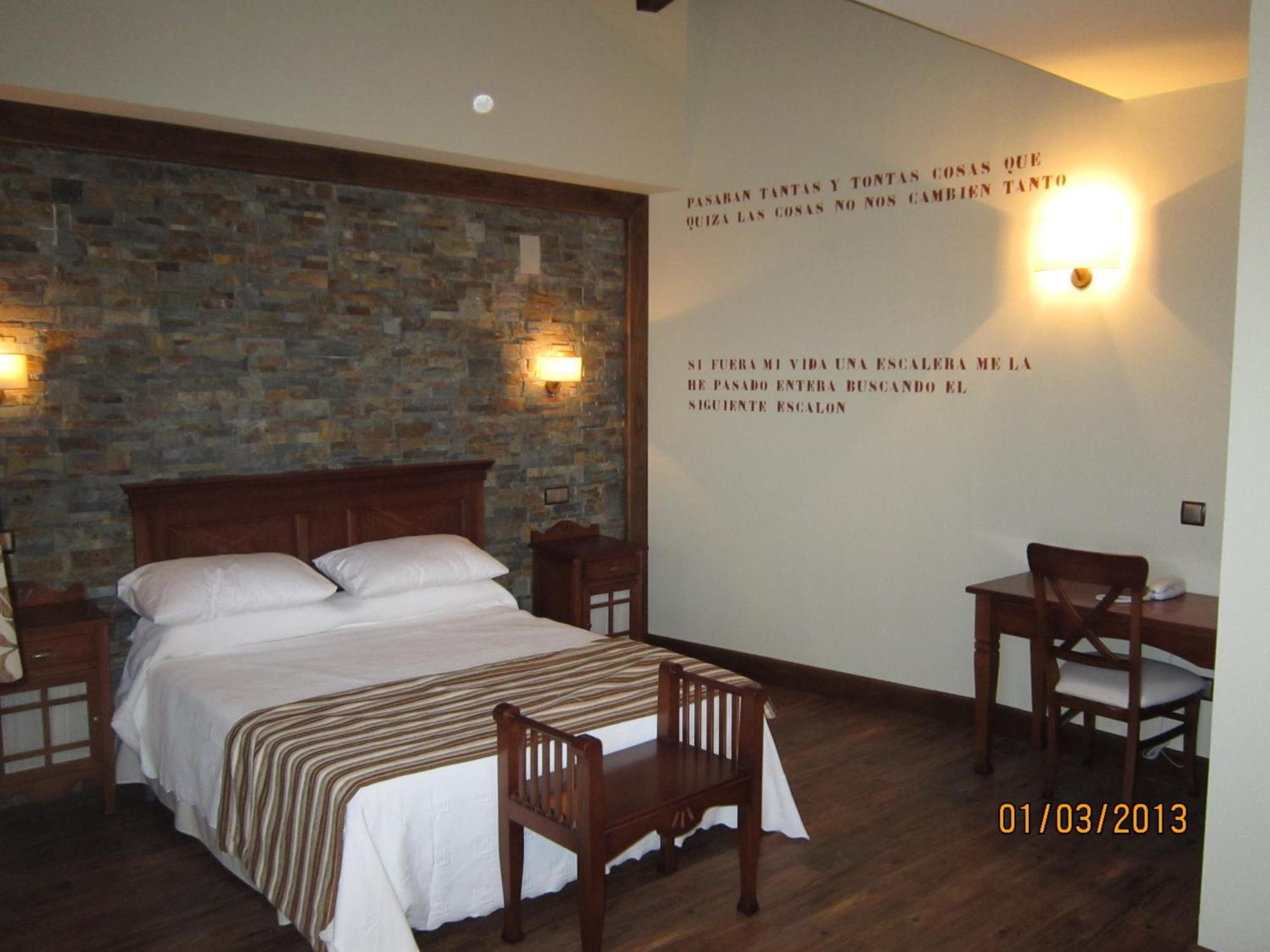 El Cason De Poemas Hotel Grajera