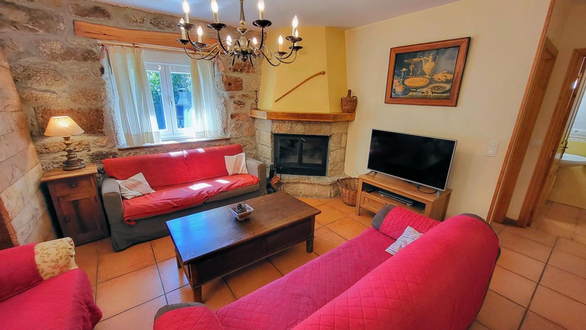 Conjunto Entre Acebos * Sotillo de Sanabria