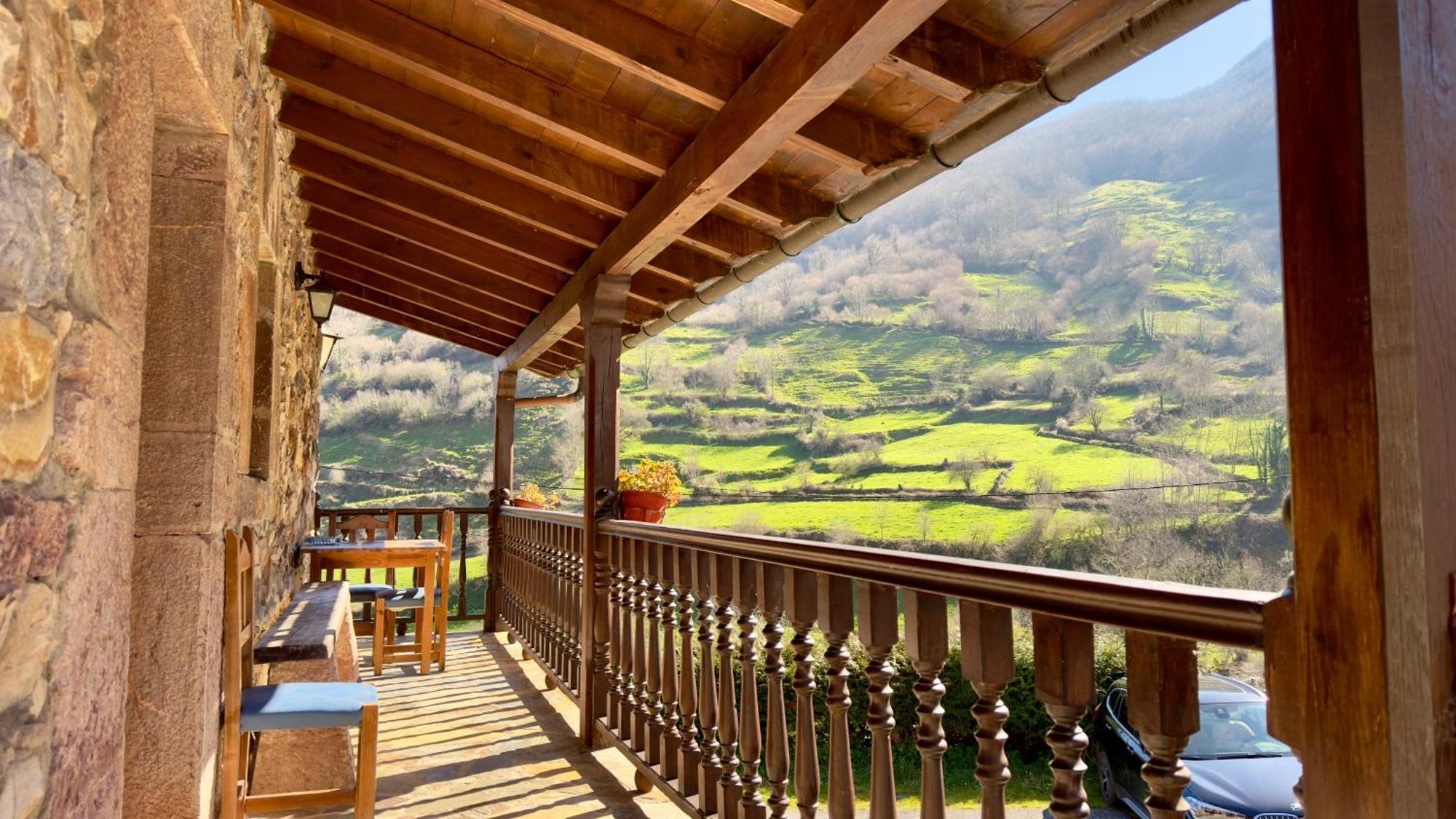 Guest house Y Casas De Aldea La Pornacal *