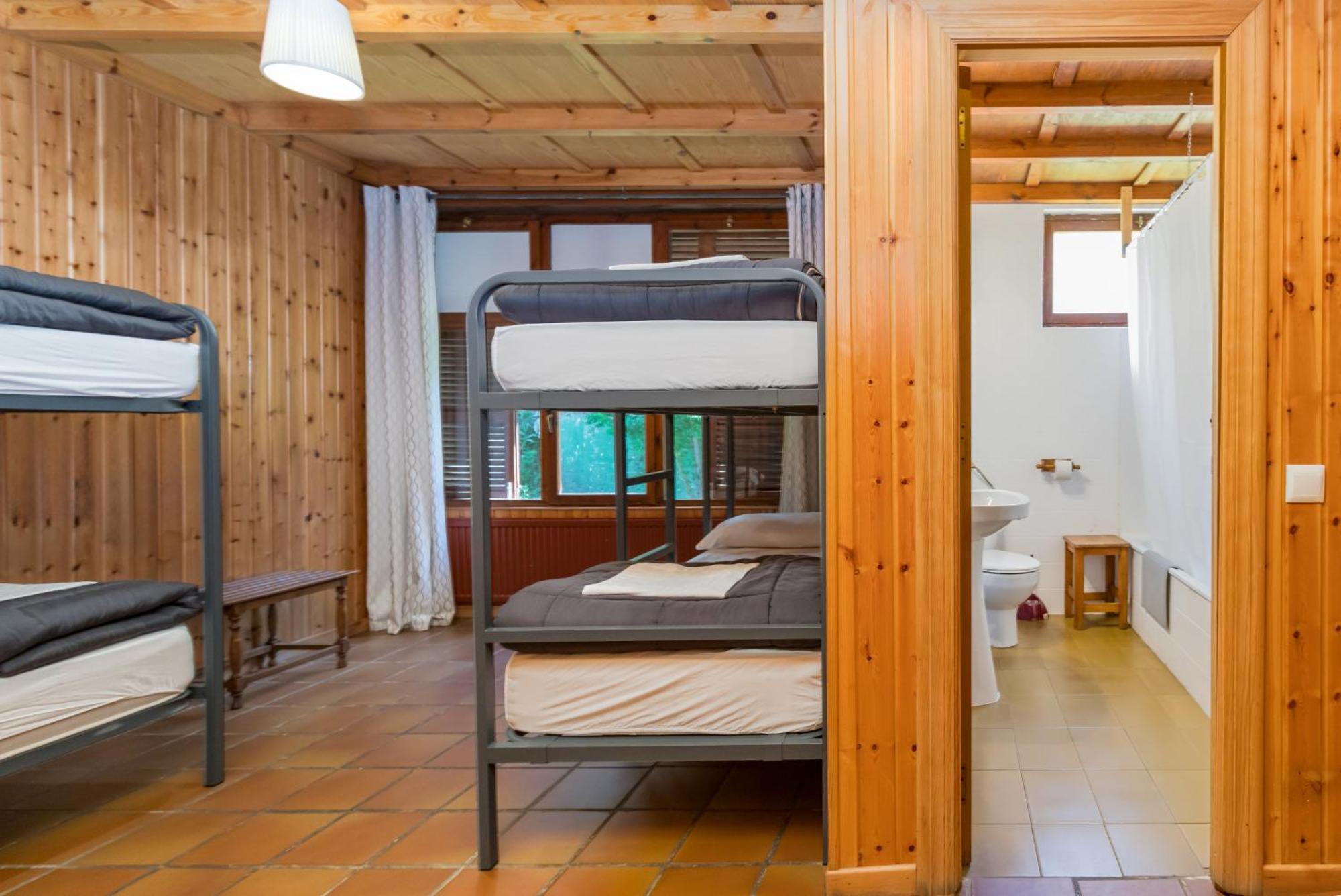 Hostal La *