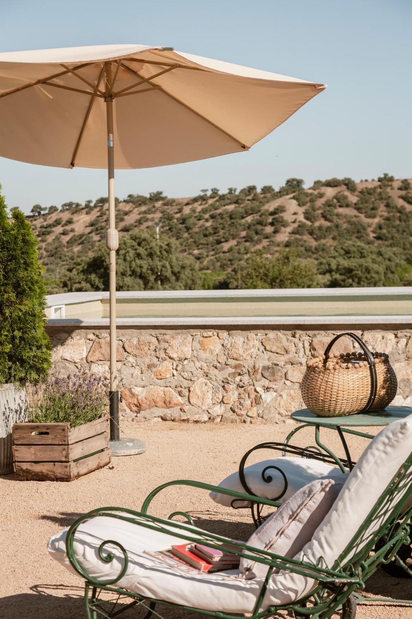 Hotel Caserio Aldeallana
