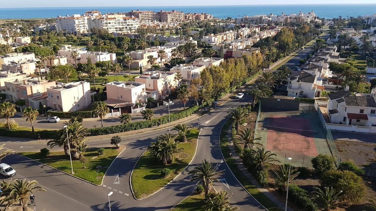Lovley 2 Bed With A Sea View ! Apartamento
