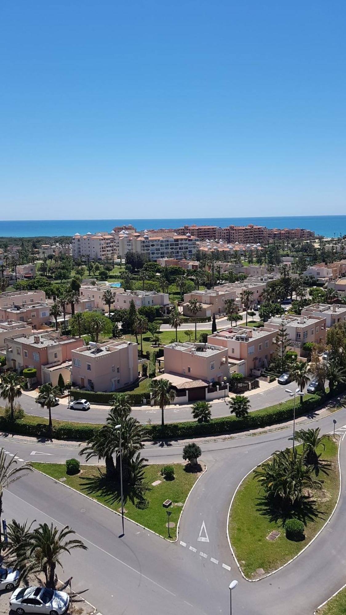 Lovley 2 Bed With A Sea View !