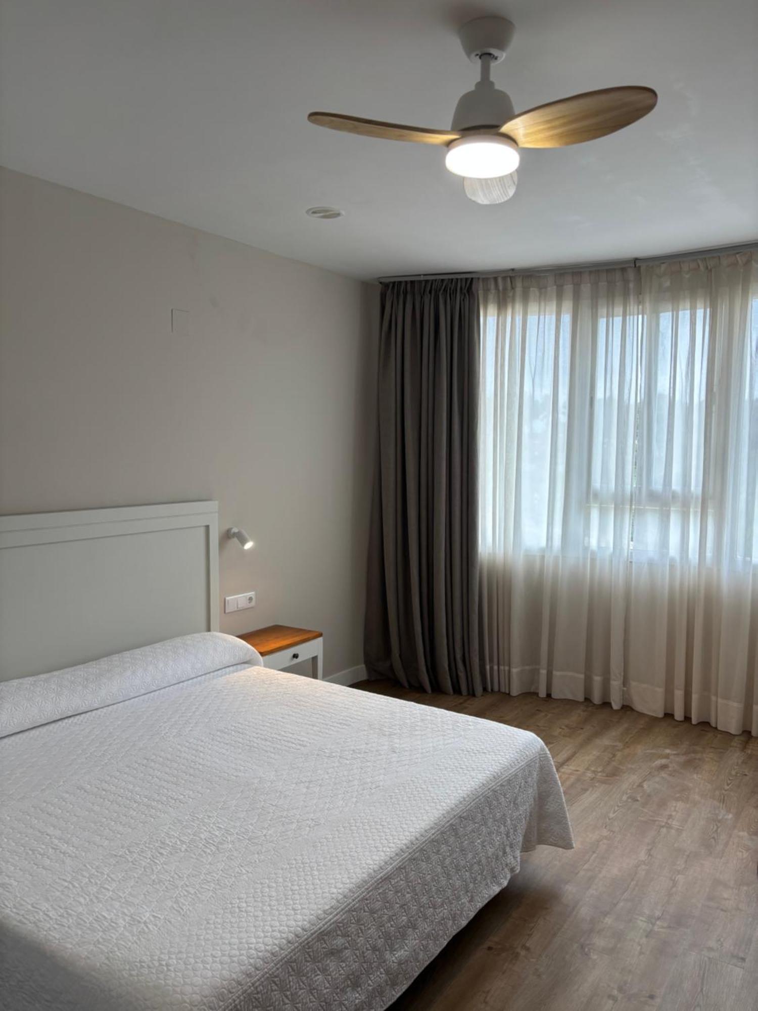 Aparthotel Bahia Pinosol 4*