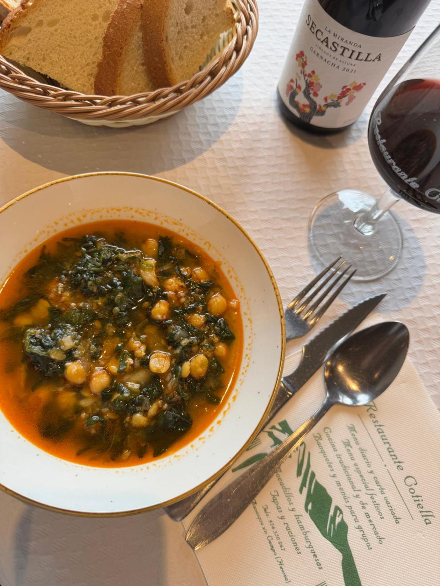Cotiella Hotel Campo (Huesca)
