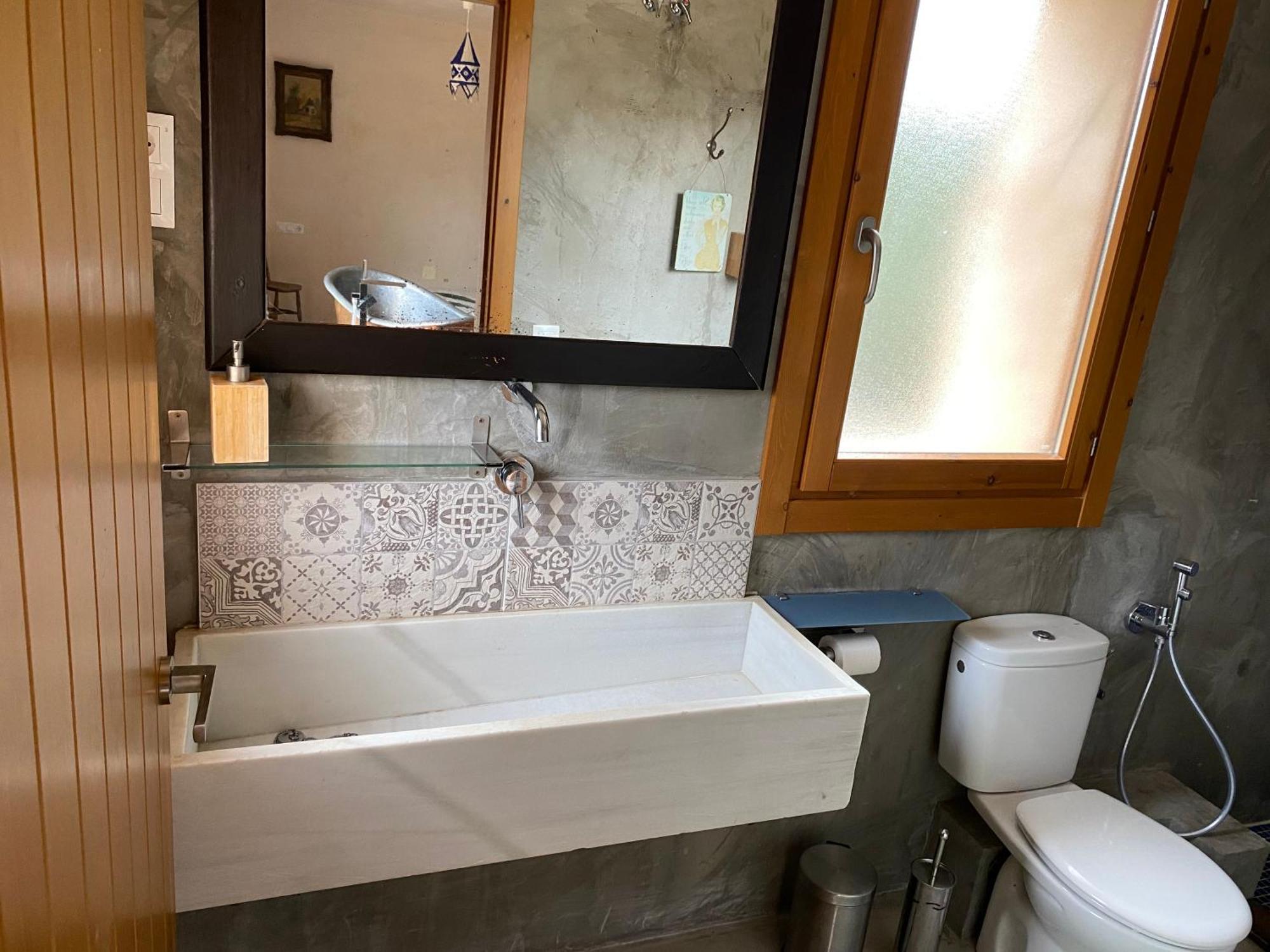 Casa rural Granja Masia Katmandu *
