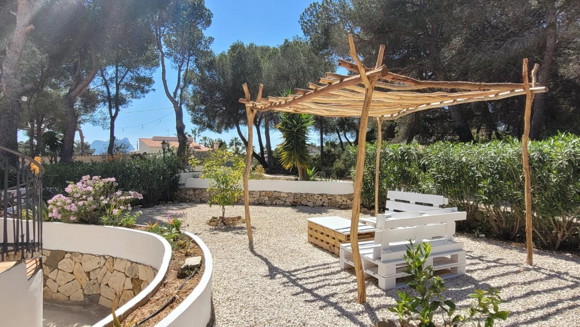 Casa Caledonia - Dans Avec Jardin Arbore Et Piscine A 500 M De La Benissa