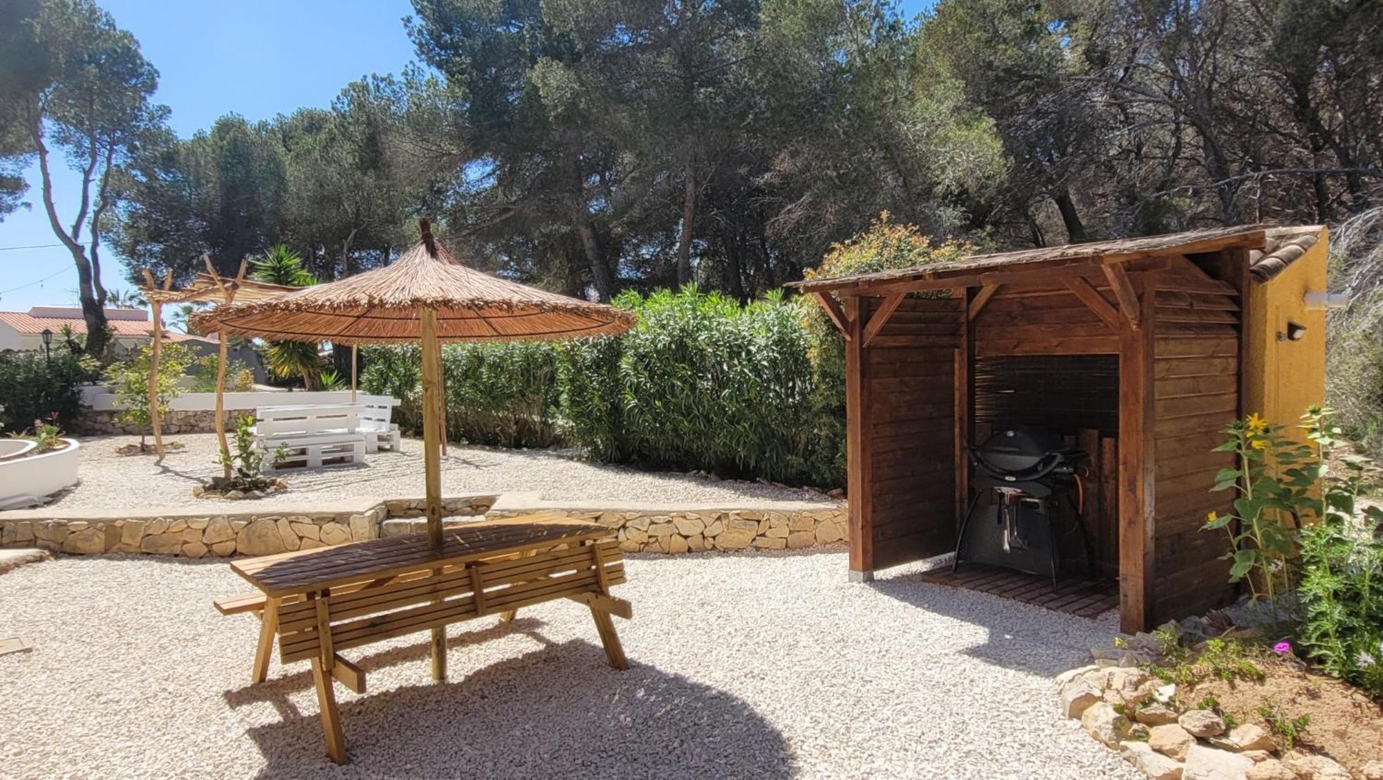 Casa Caledonia - Dans Avec Jardin Arbore Et Piscine A 500 M De La Benissa