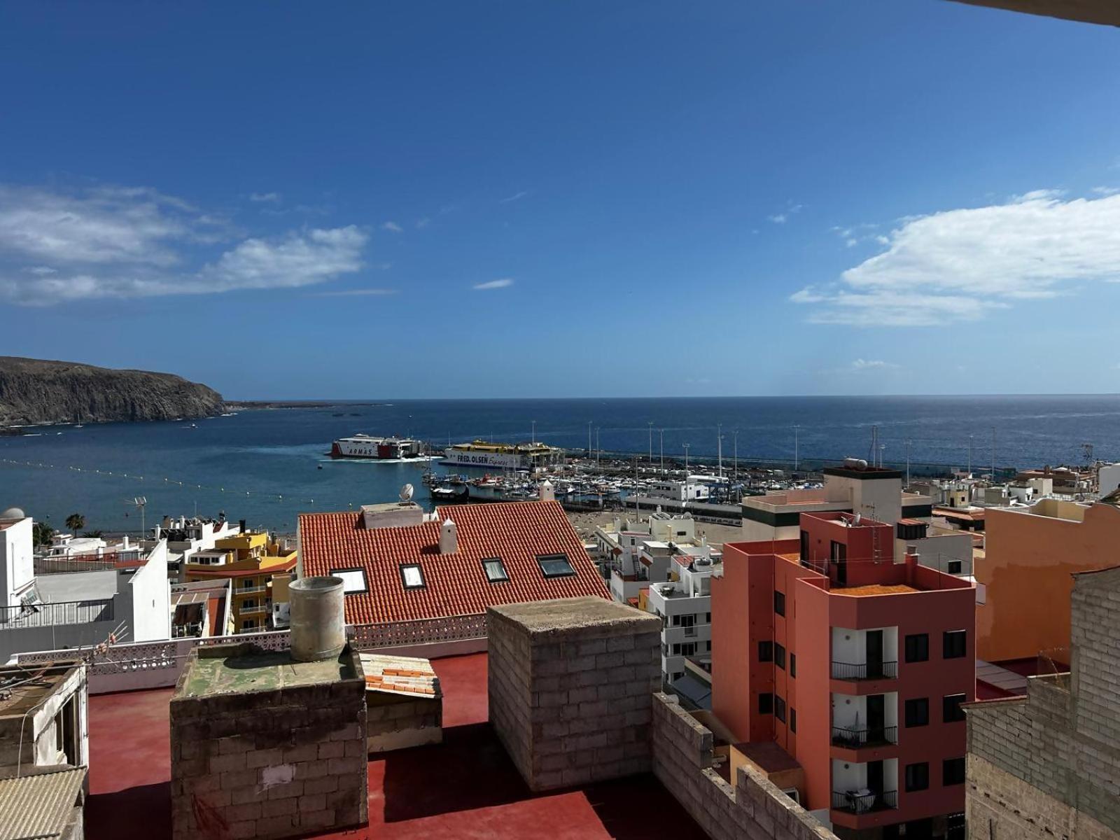 Vista Mar Y Piscina Climatizada Apartment