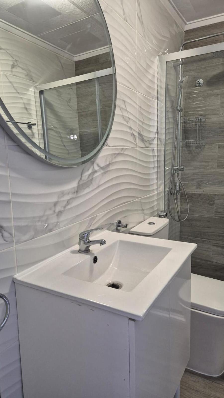 Cozy In Urb La Marina With Shared Pool