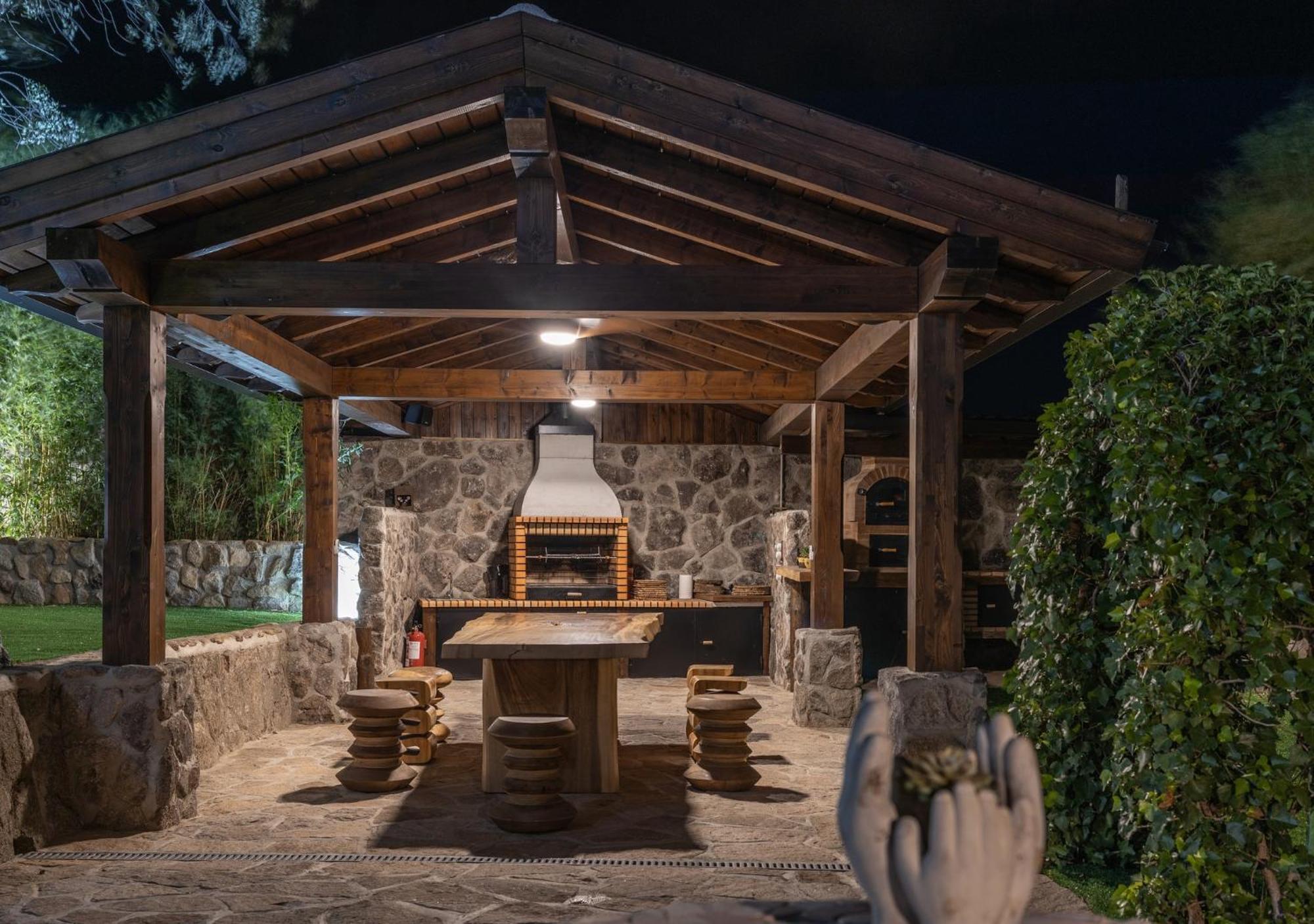 Oasis Madrid Villa