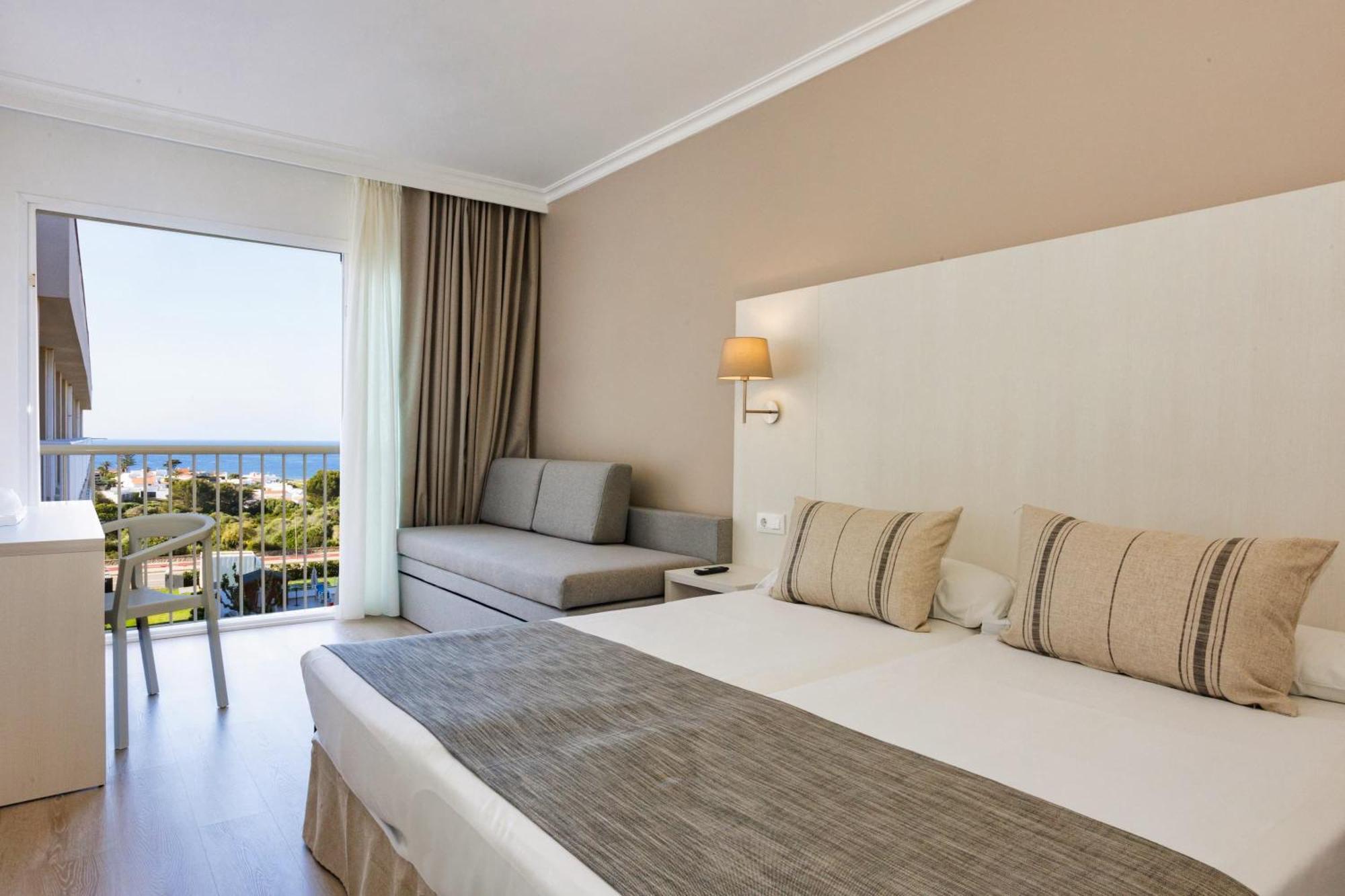 Minura Sur Menorca & Waterpark 4* Punta Prima (Menorca)