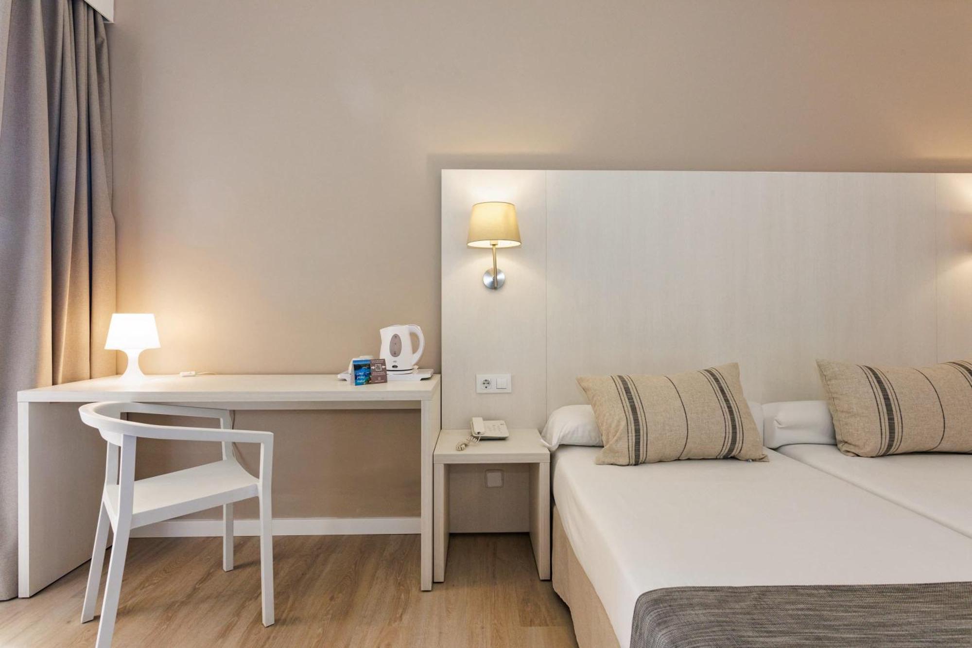 Minura Sur Menorca & Waterpark Hotel