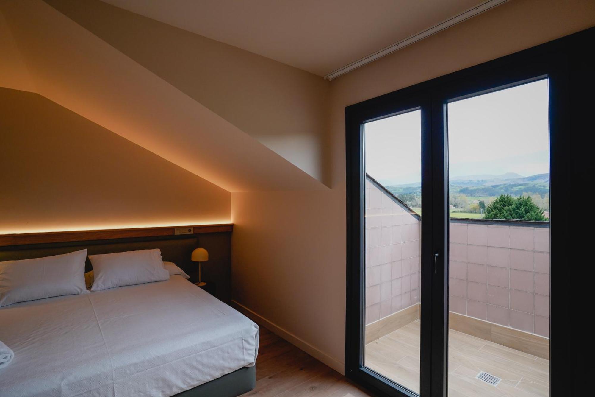 Hotel Pasiegos 2*