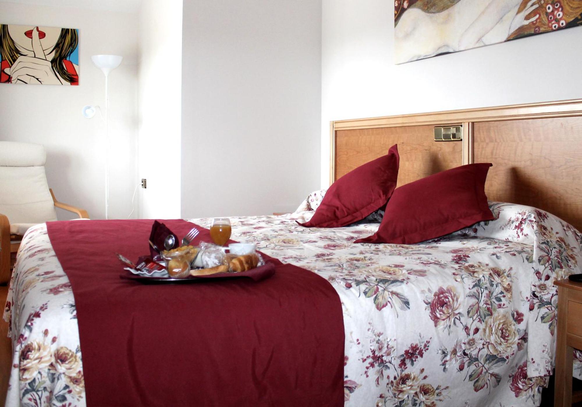 Hotel Hotel Los Barruecos By Croma 3*