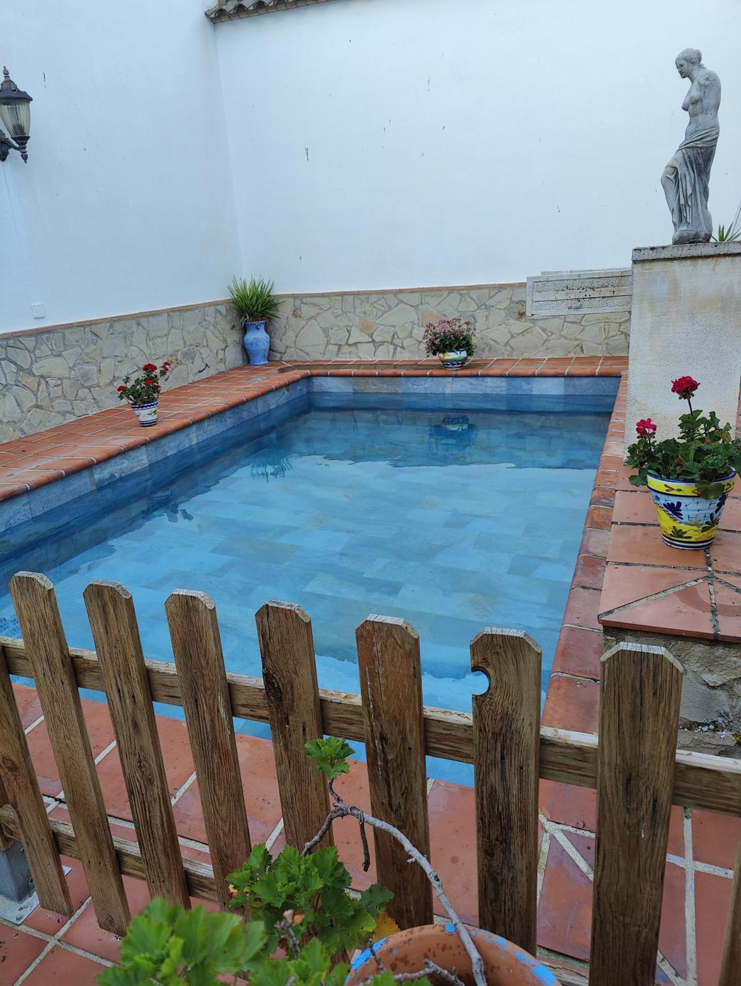 La Casa De Maita Encinas Reales