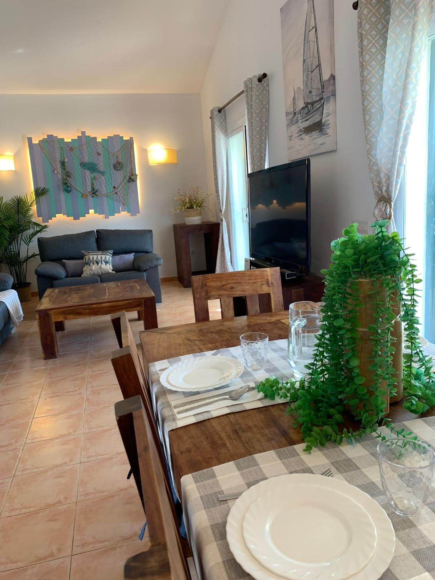 Con Piscina En Menorca Holiday home *