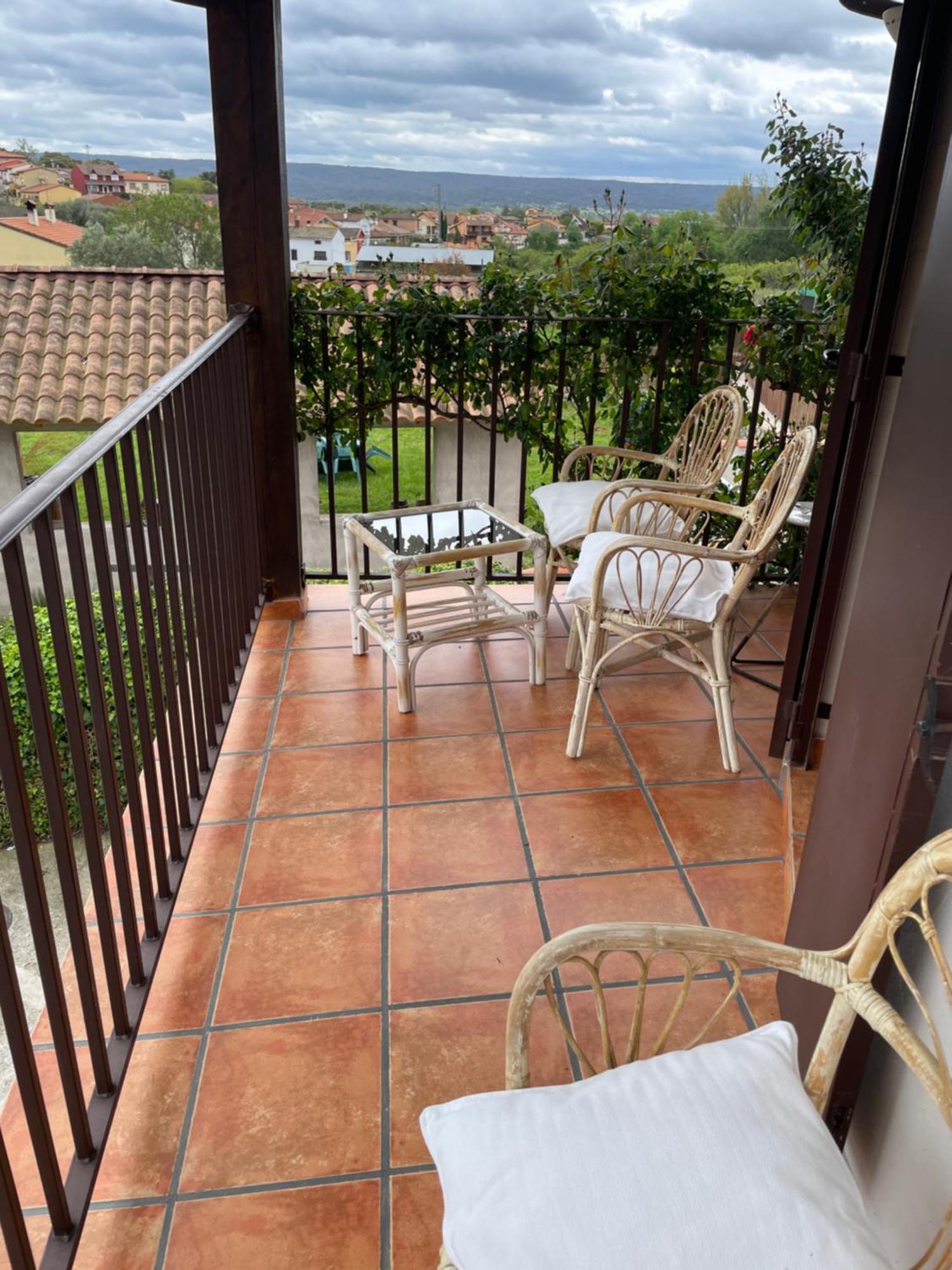 Lodge - Al Alba Lanzahita